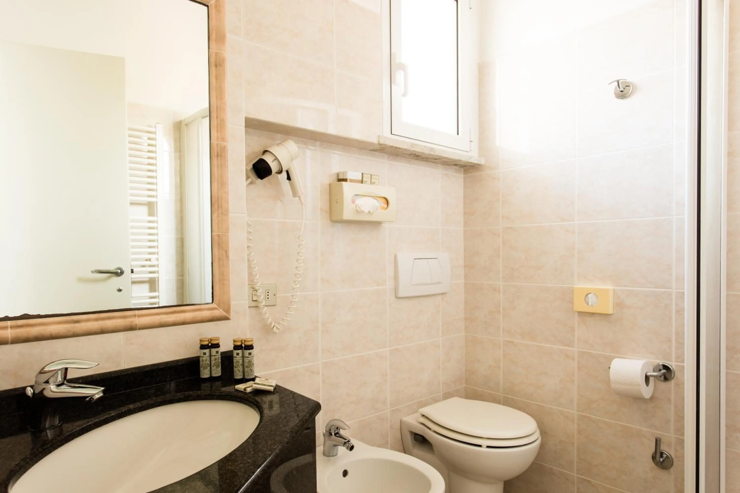 Bathroom in Hotel Villa Edera & La Torretta