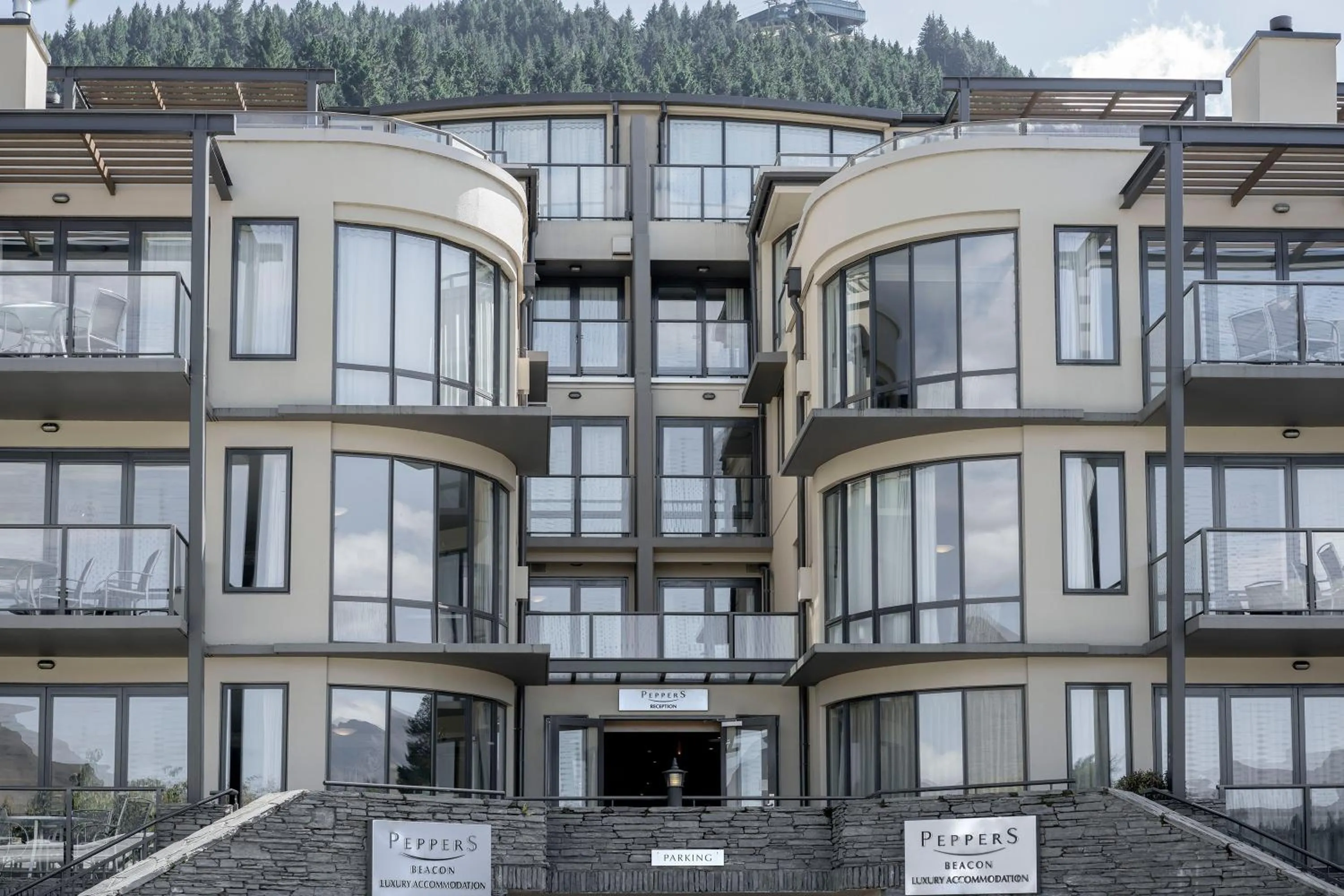 Property building in Peppers Beacon