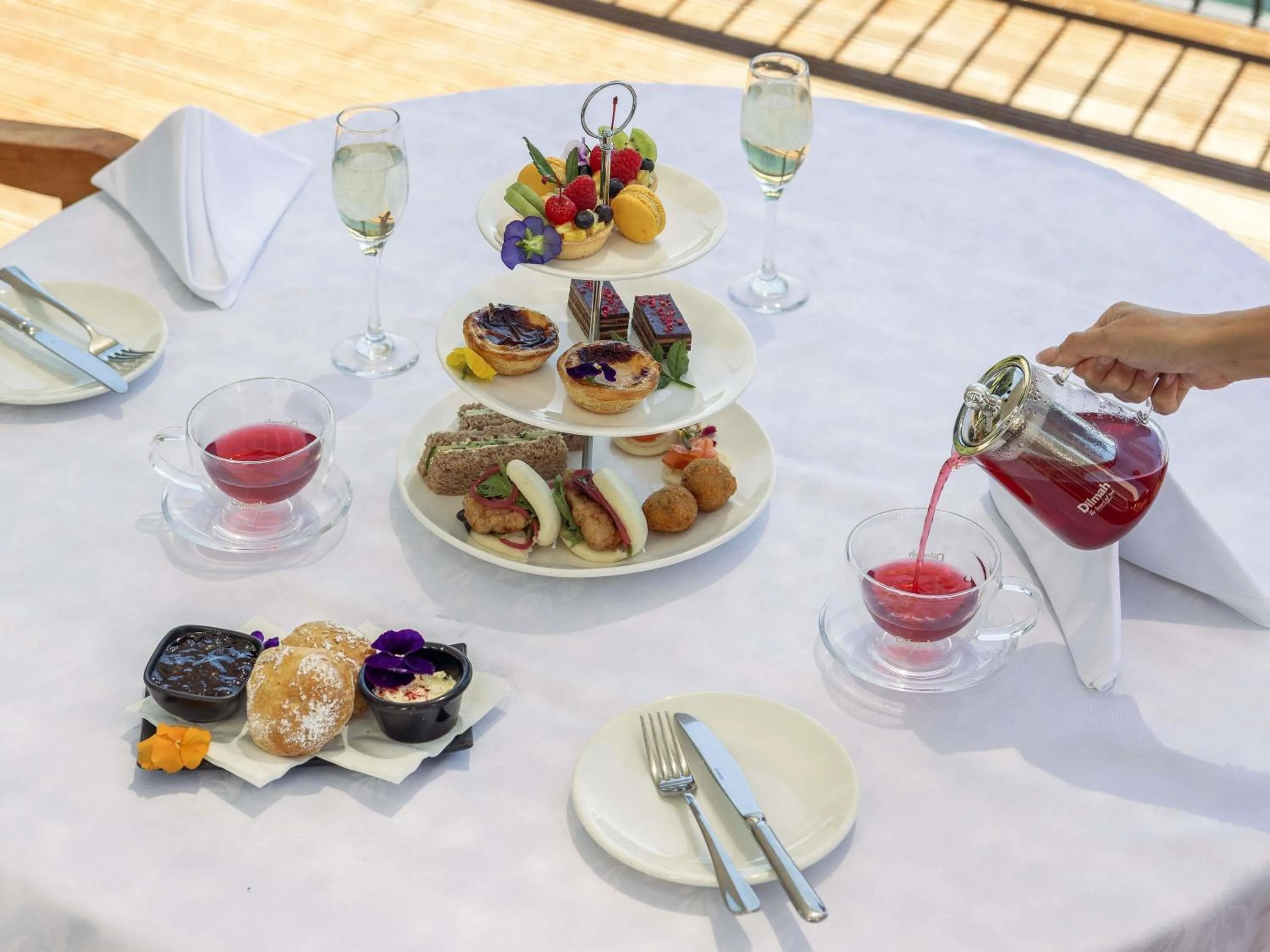 Restaurant/places to eat in Peppers Clearwater Resort