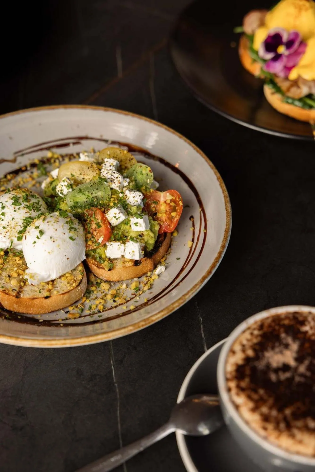 Restaurant/places to eat in Peppers Clearwater Resort