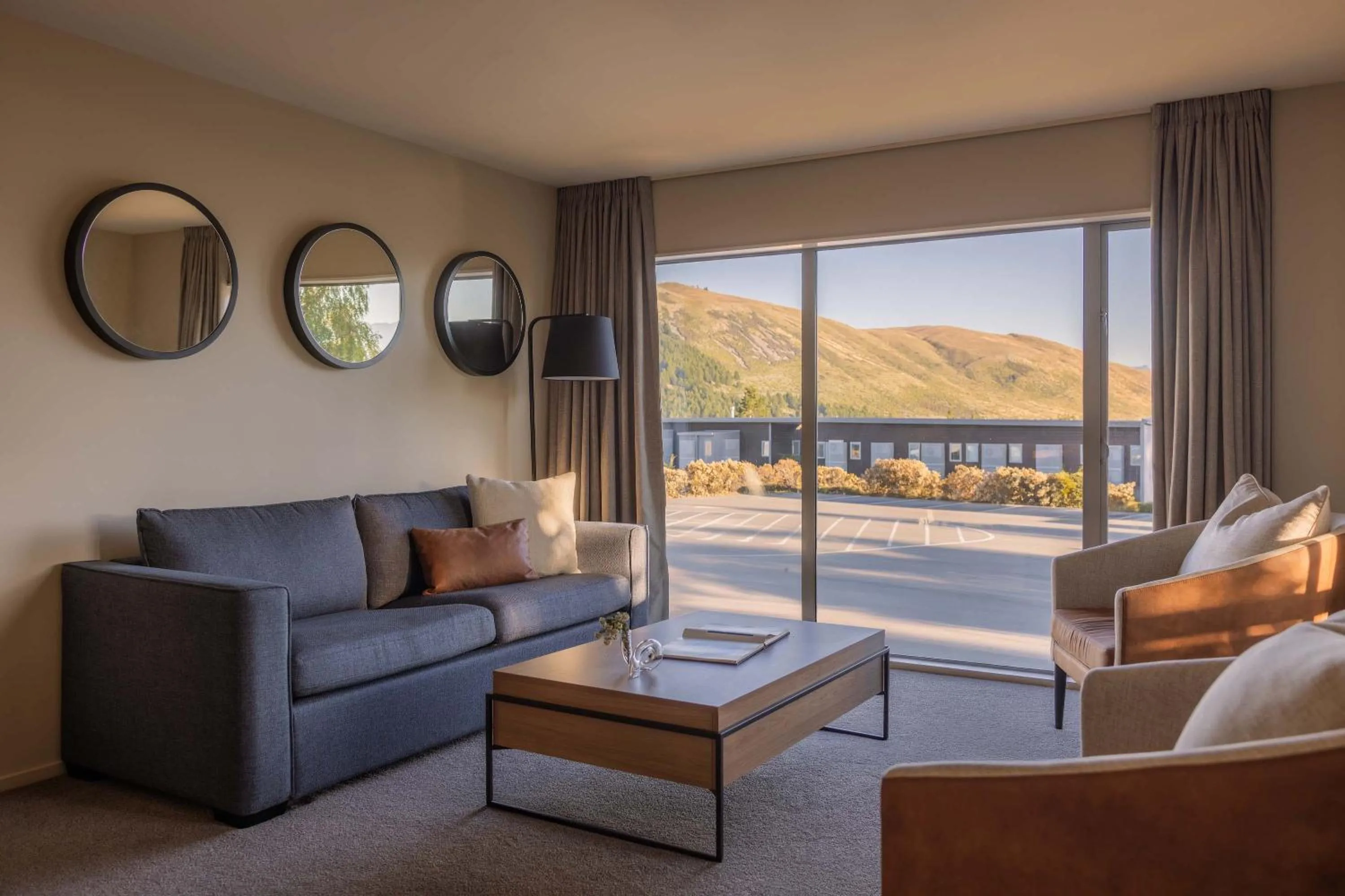 Living room in Peppers Bluewater Resort