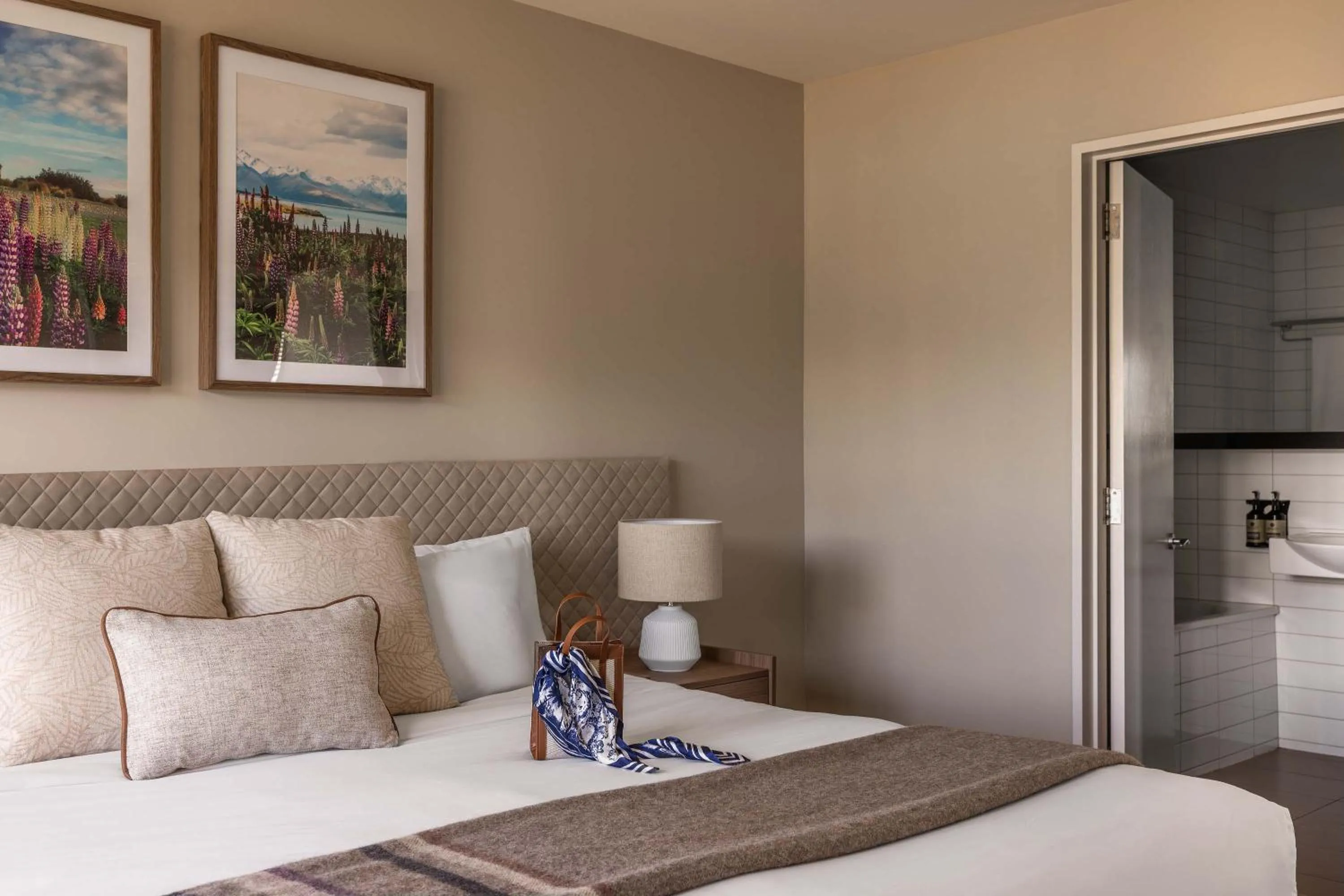 Bedroom, Bed in Peppers Bluewater Resort