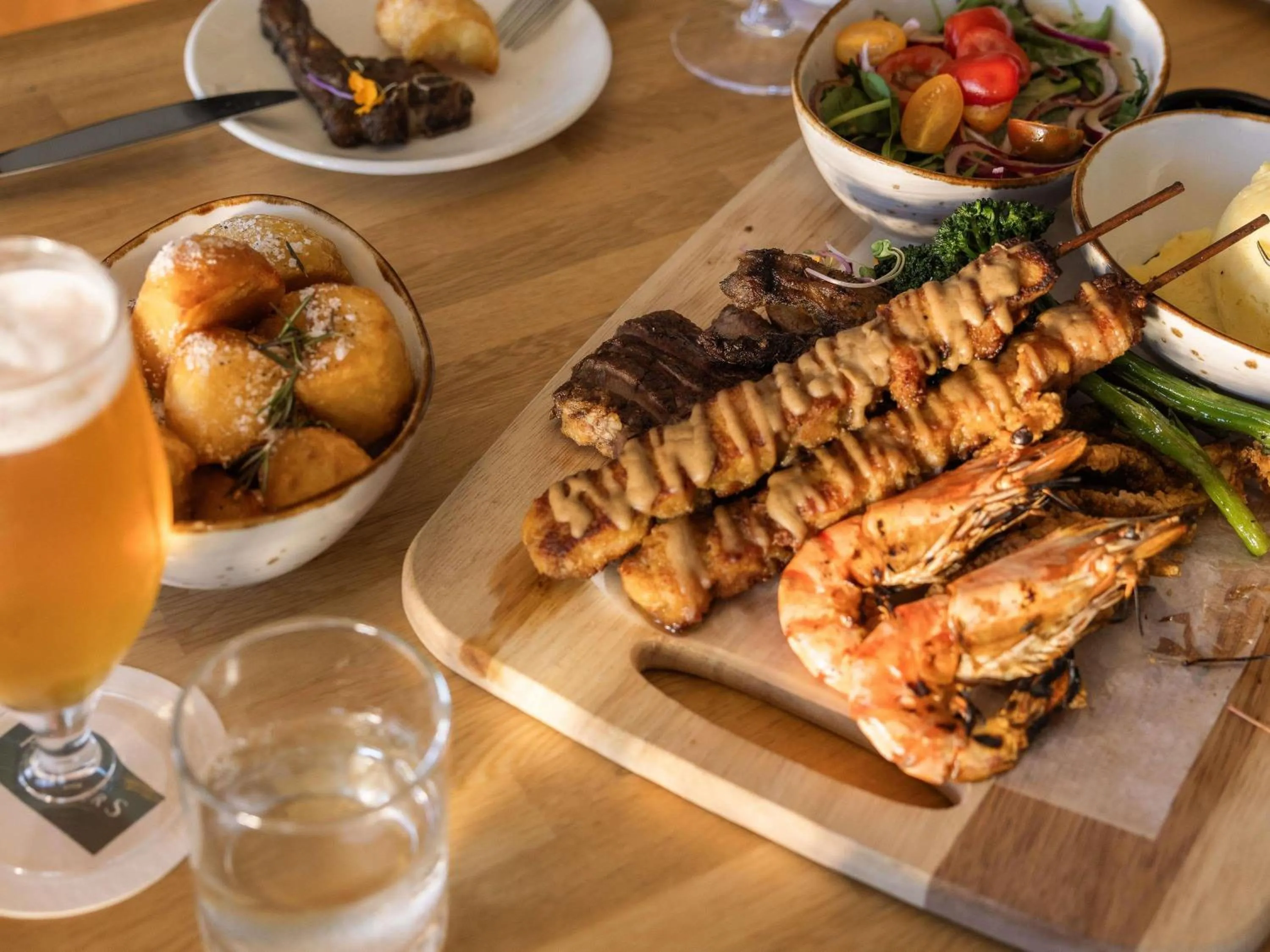 Restaurant/places to eat in Peppers Bluewater Resort