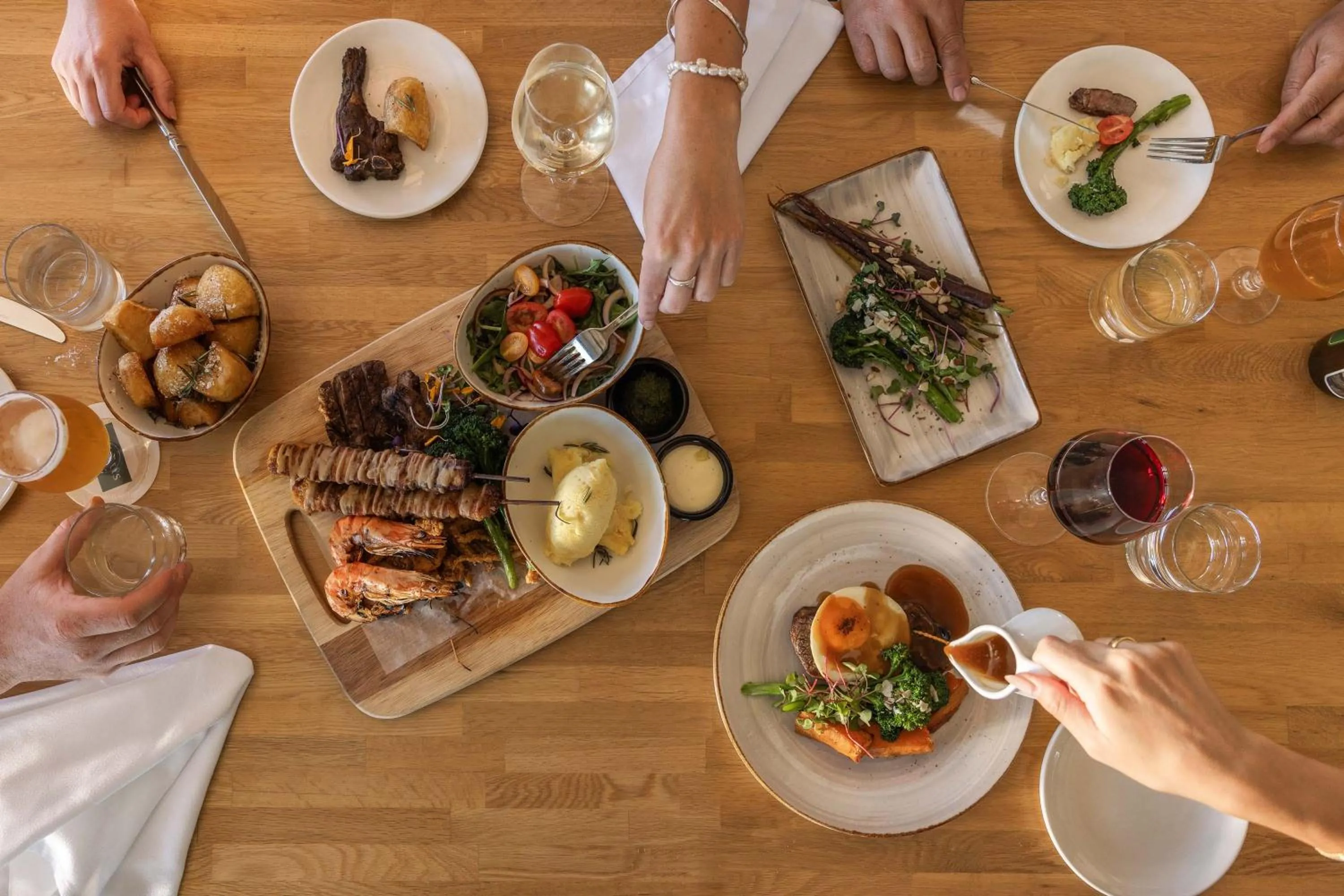 Restaurant/places to eat in Peppers Bluewater Resort