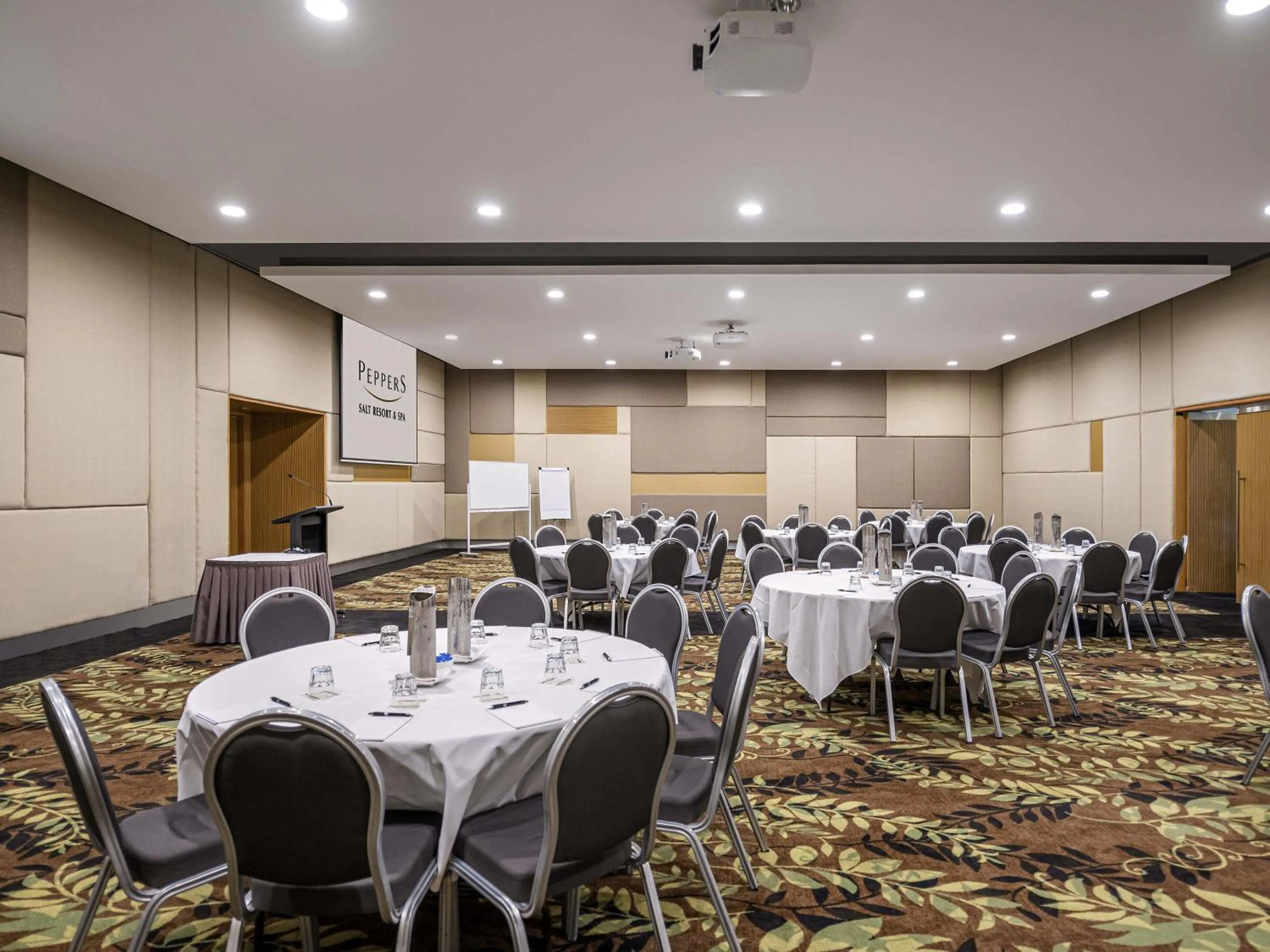 Meeting/conference room in Peppers Salt Resort & Spa