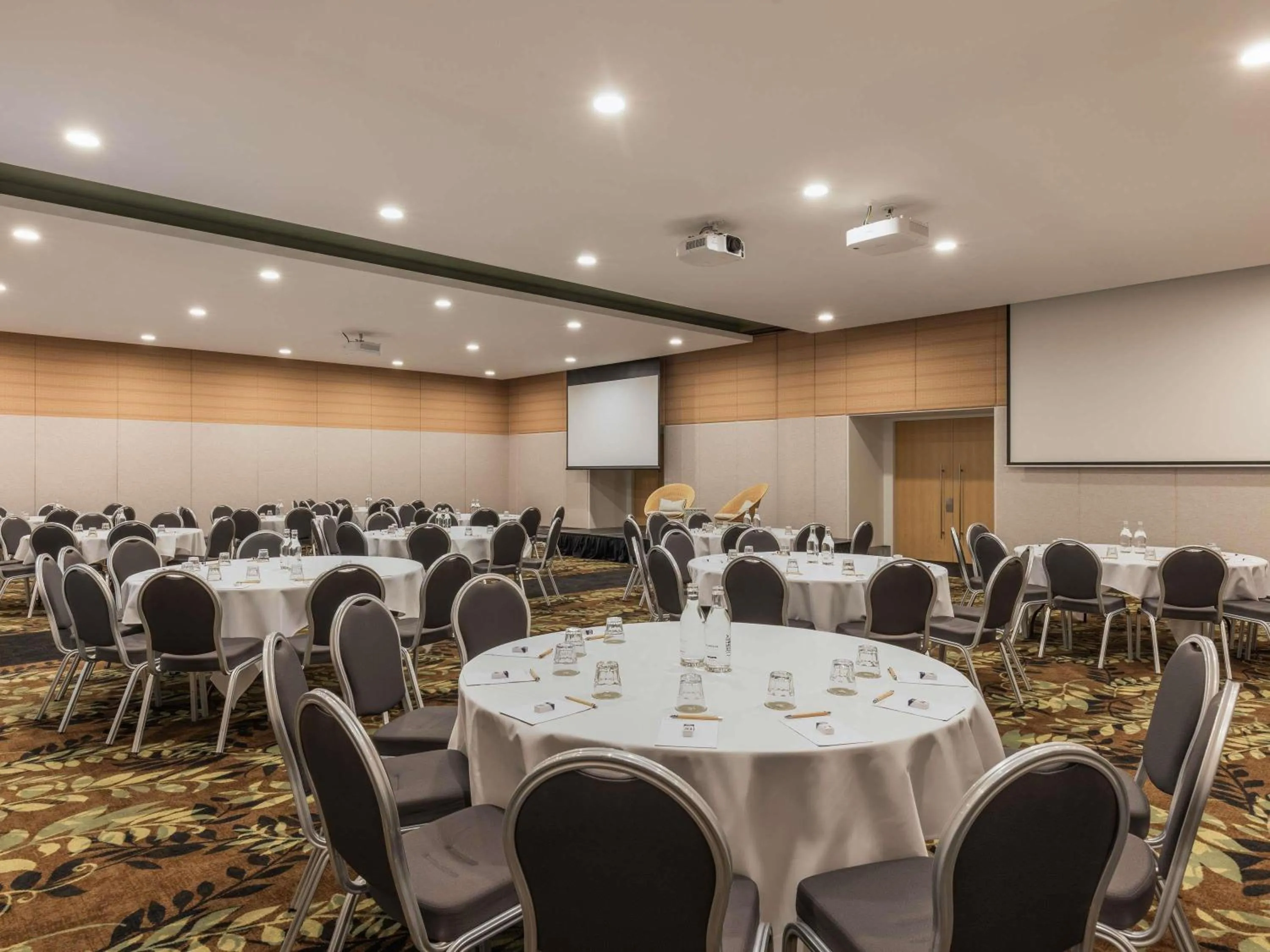 Meeting/conference room in Peppers Salt Resort & Spa