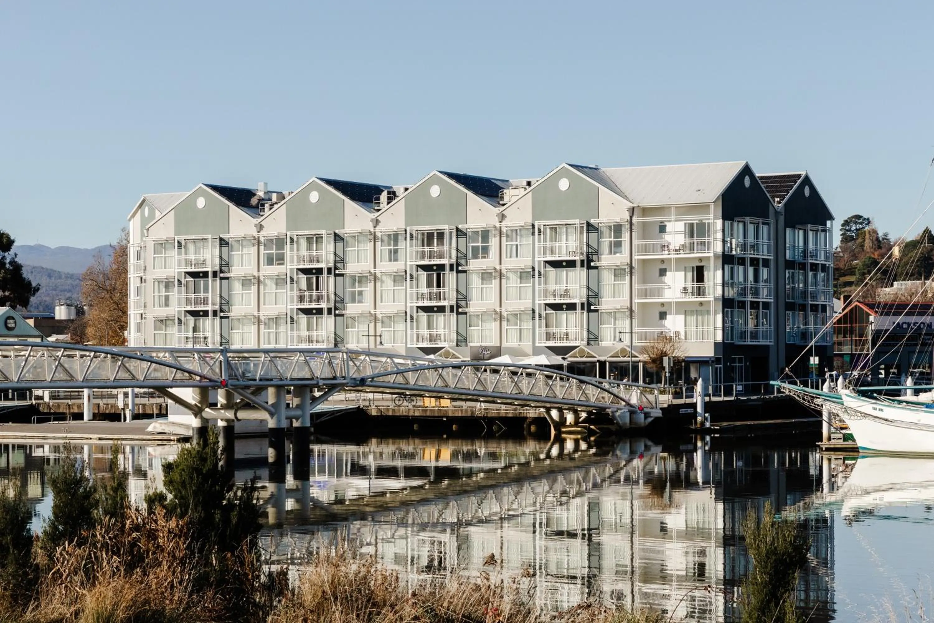 Property building in Peppers Seaport Launceston