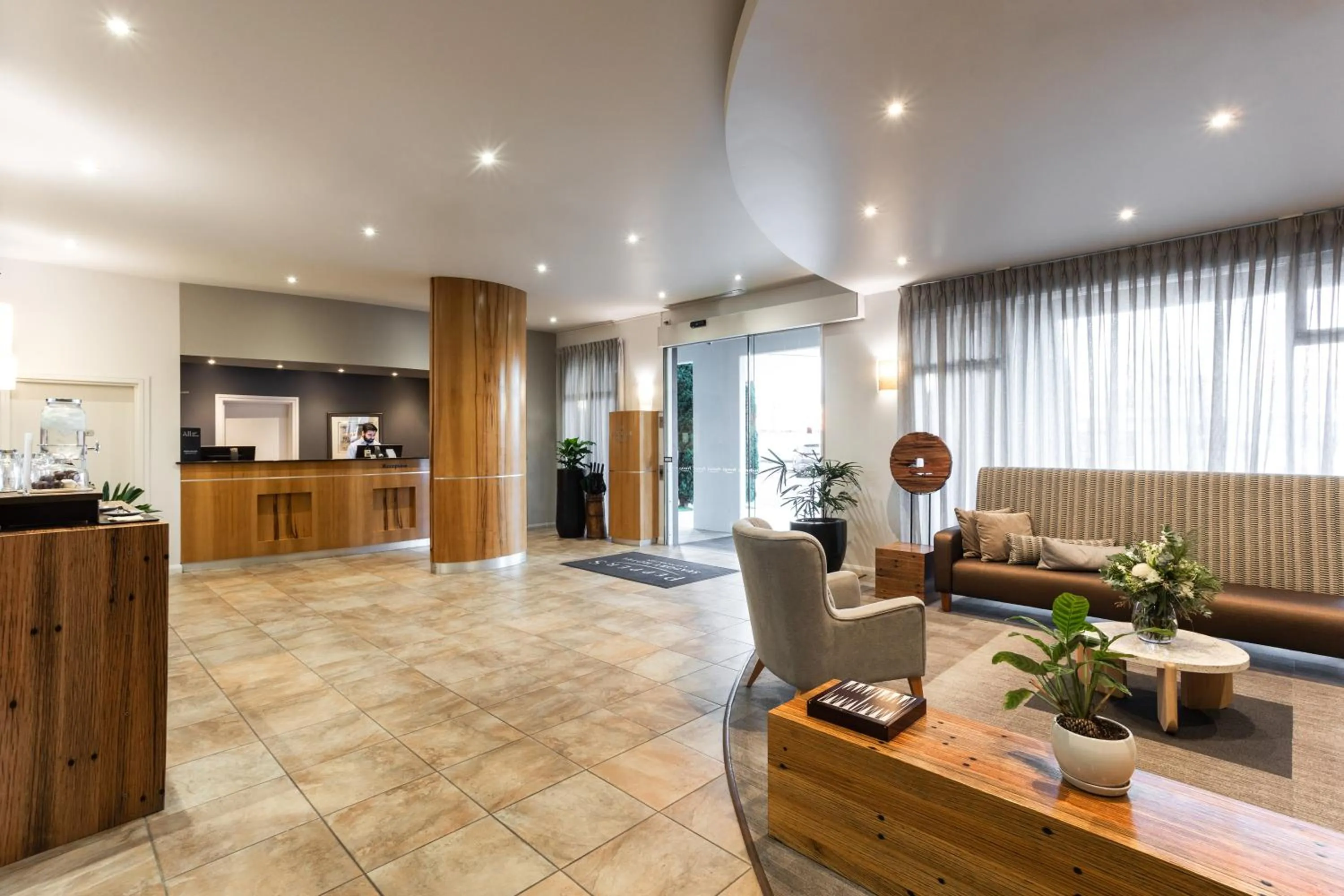 Lobby or reception in Peppers Seaport Launceston