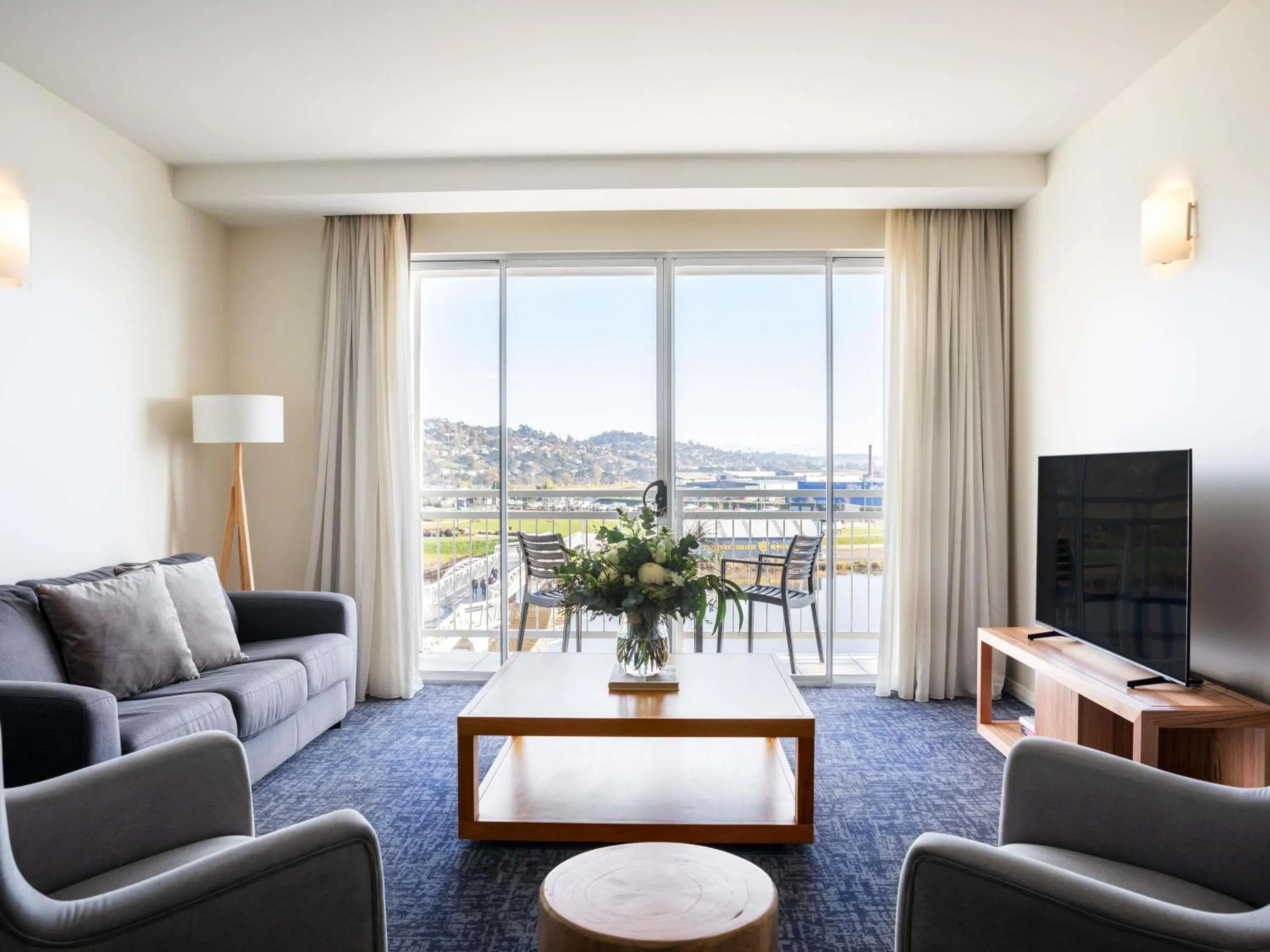 Property building in Peppers Seaport Launceston