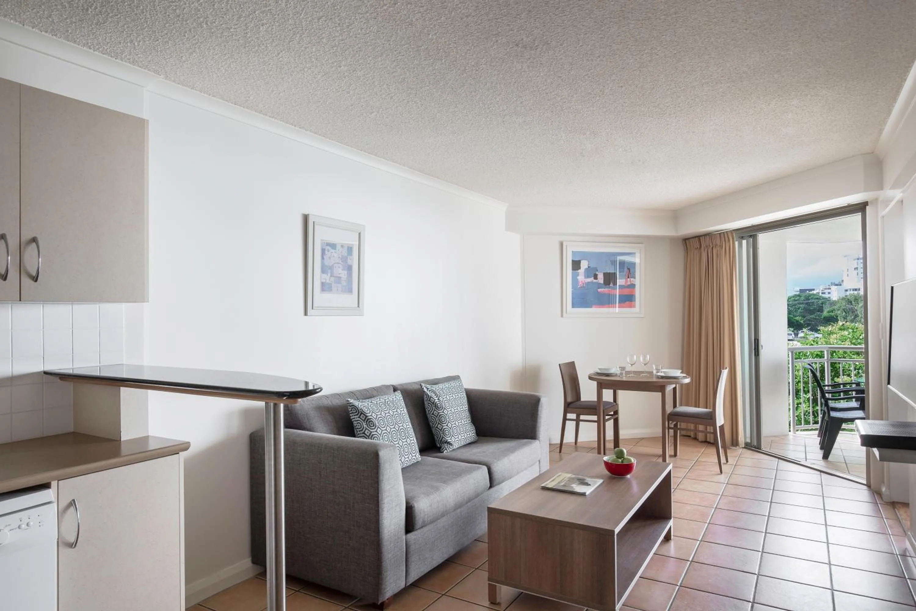 Kitchen or kitchenette in BreakFree Alexandra Beach