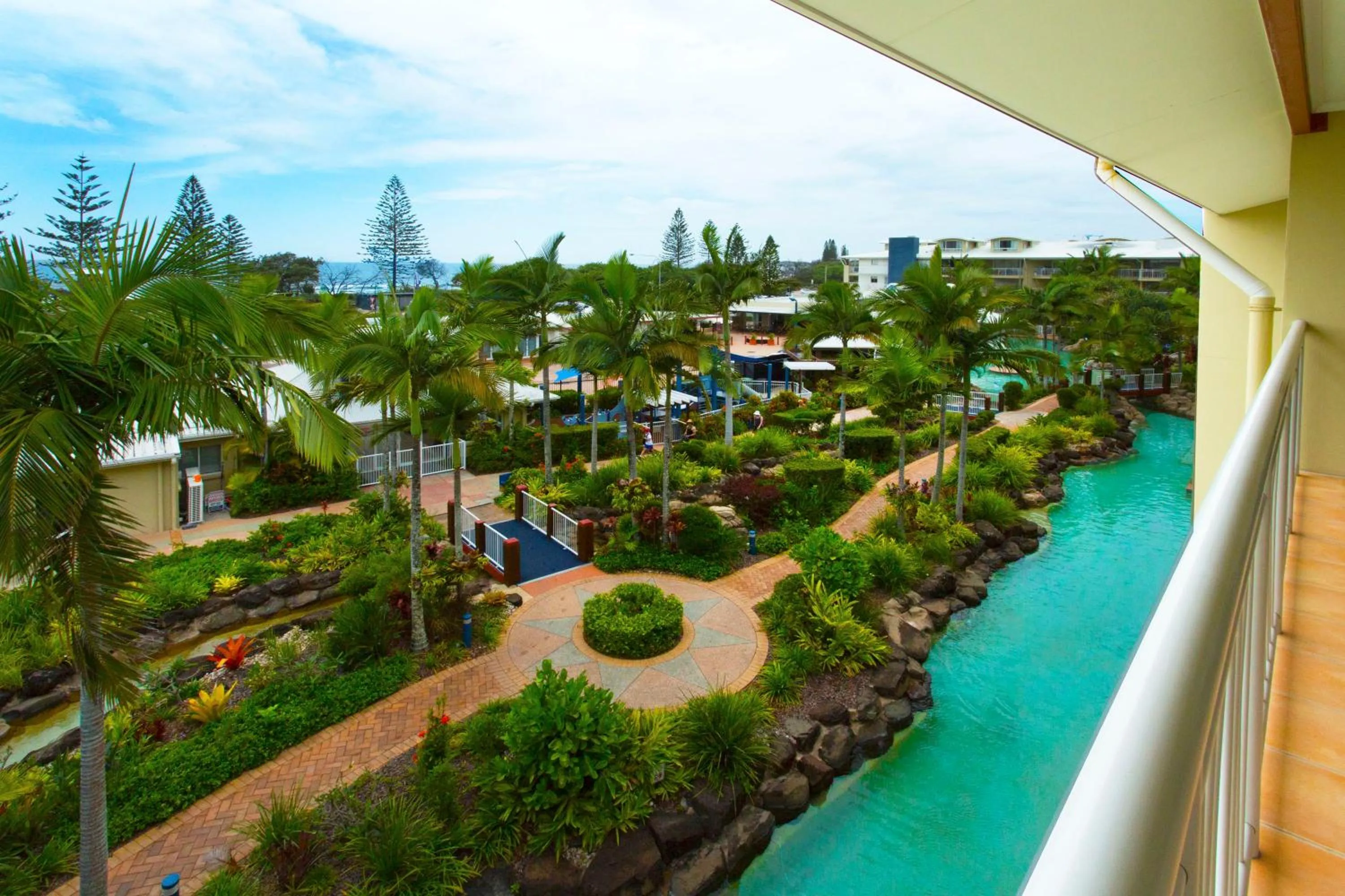Swimming pool in BreakFree Alexandra Beach
