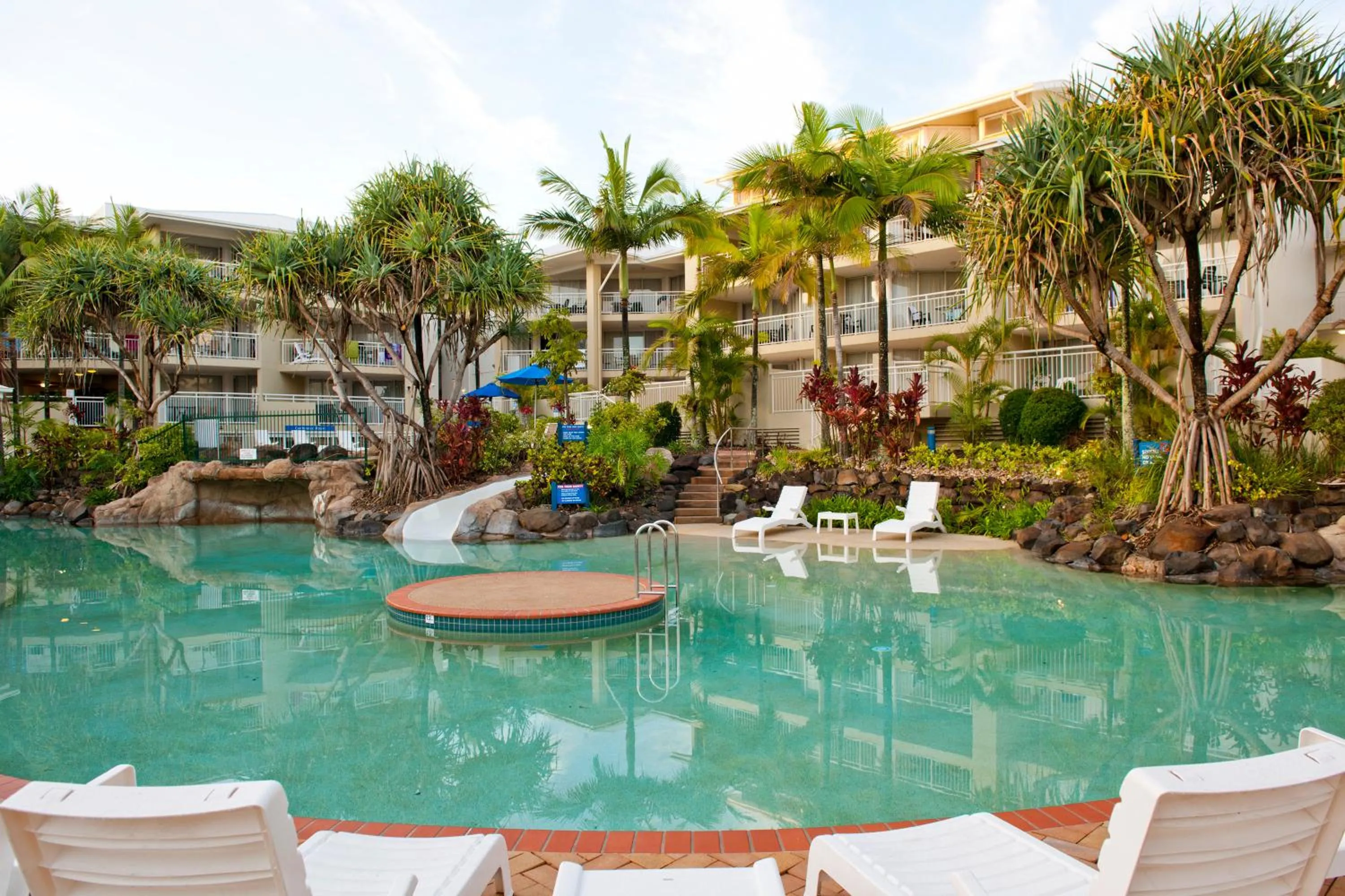 Swimming pool in BreakFree Alexandra Beach