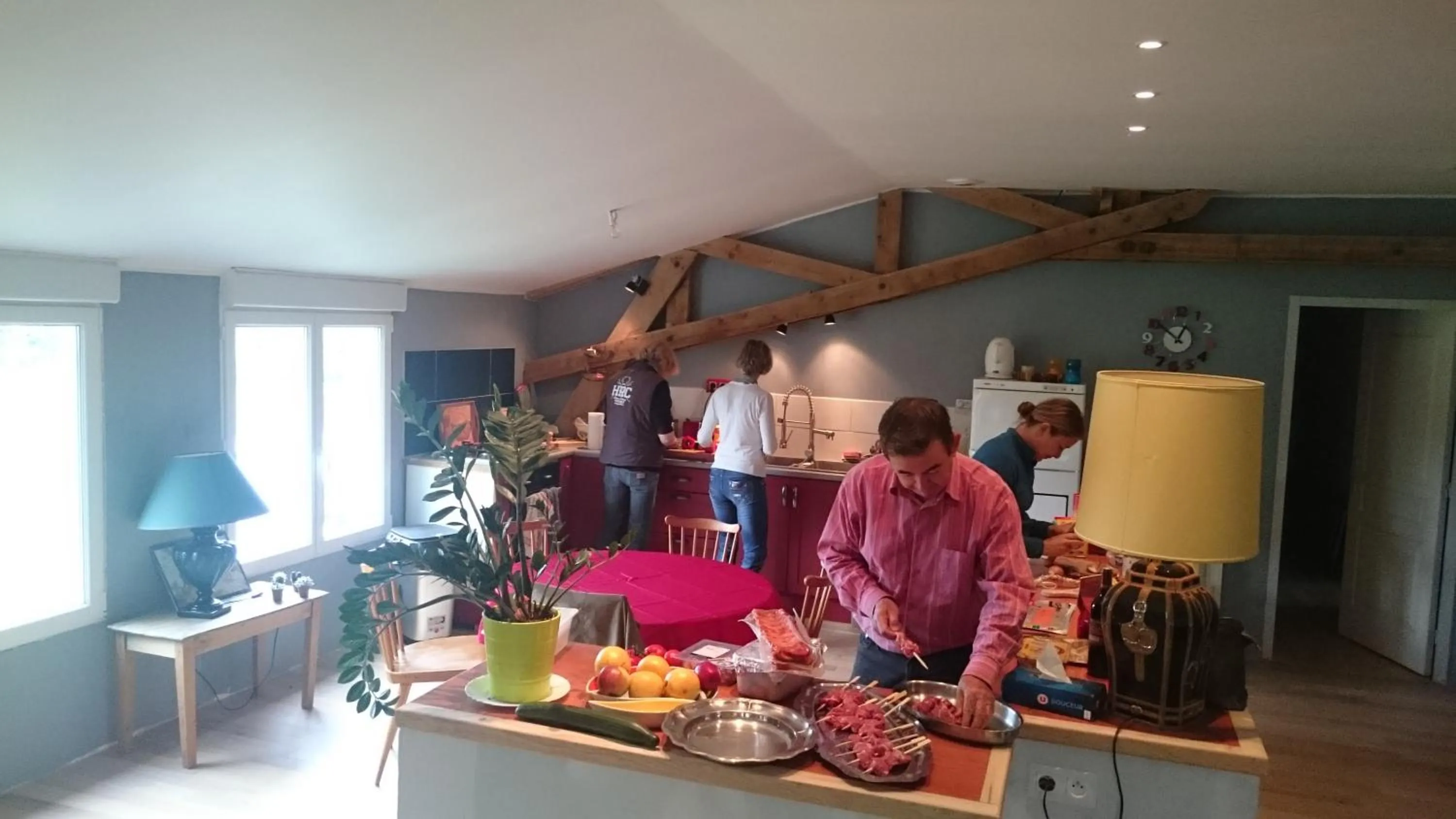 Kitchen or kitchenette in Gîte et Chambre d'hôte de l'élevage du Lattay