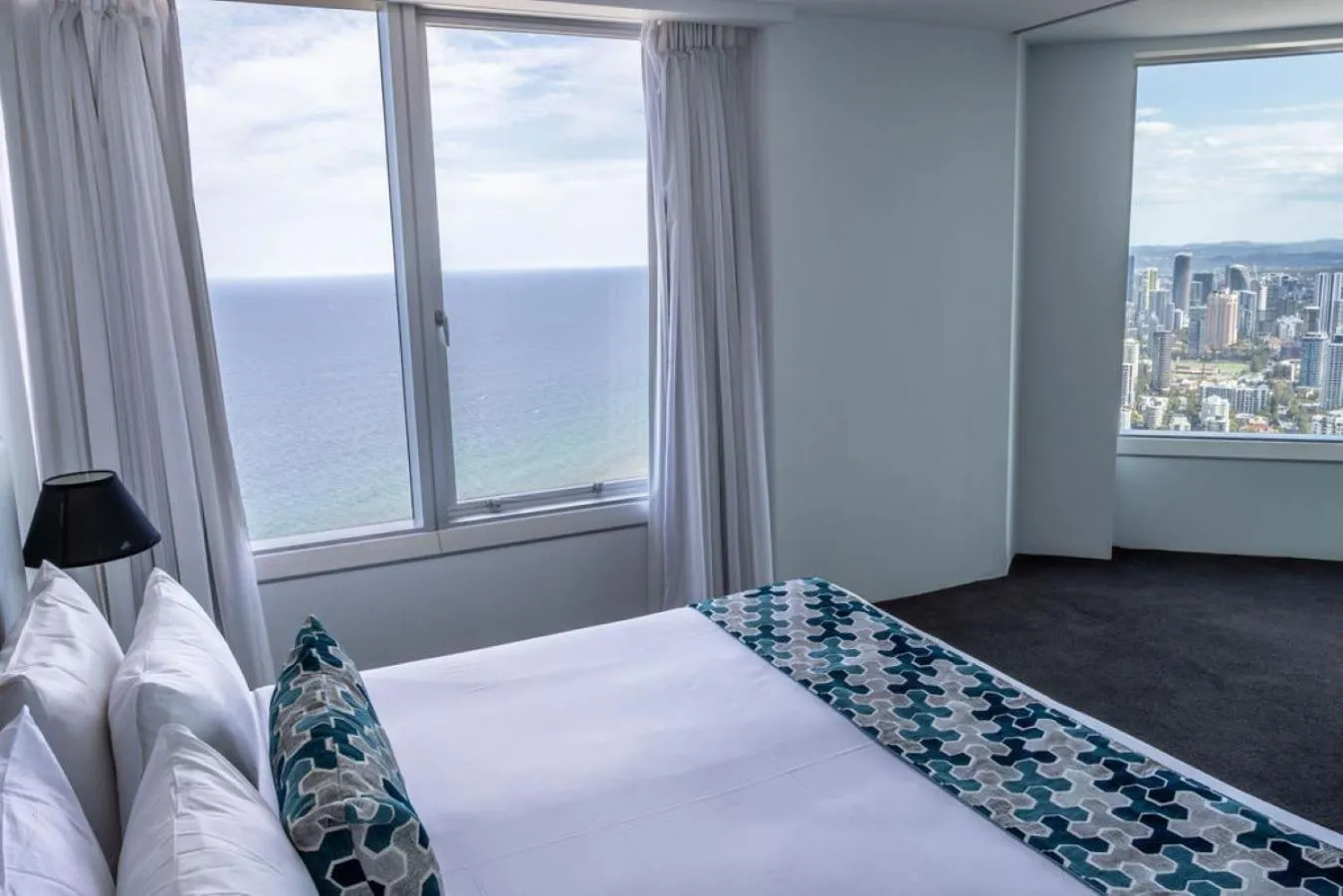 Bed in Q1 Resort & Spa - Official