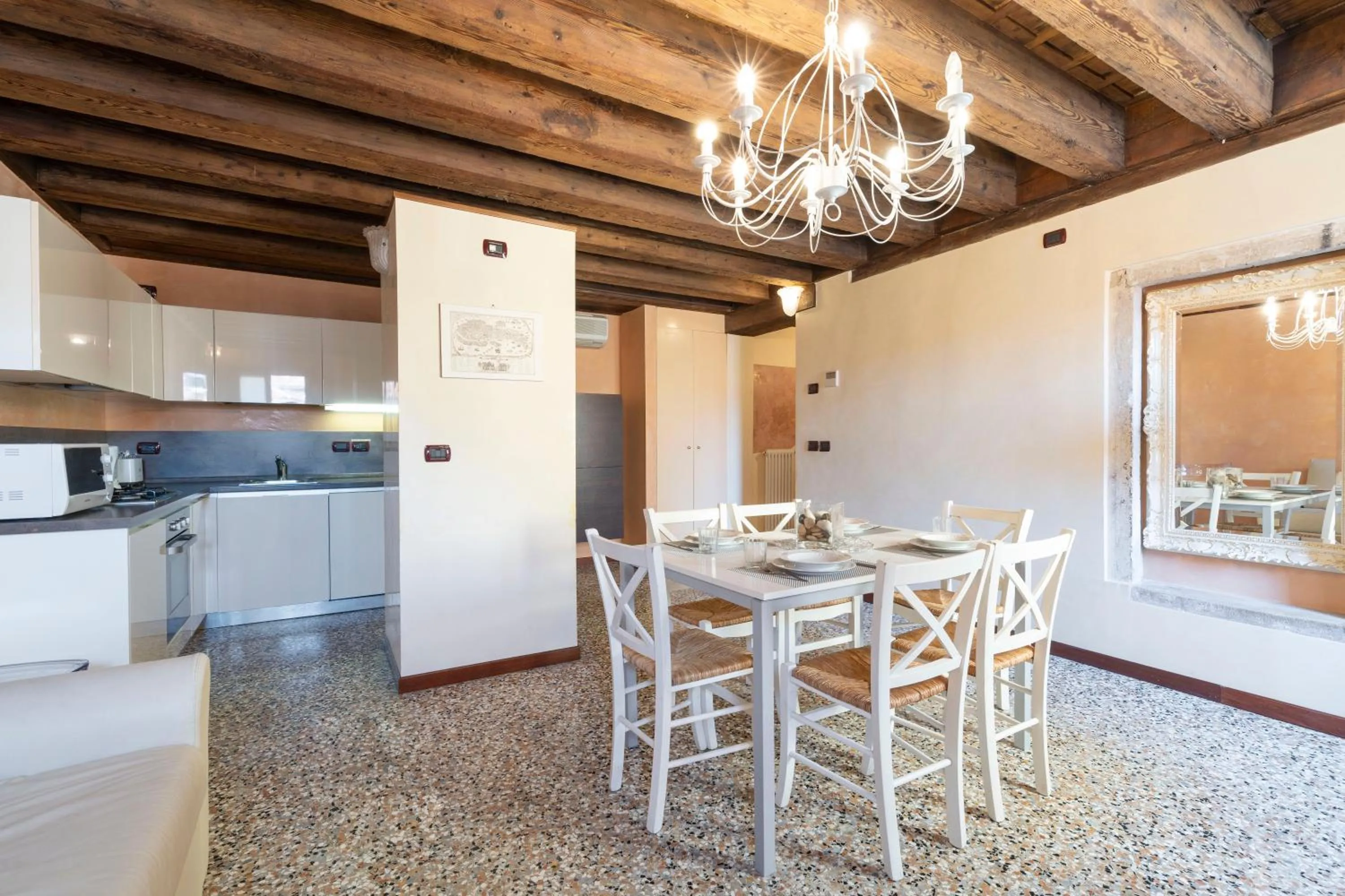 Kitchen or kitchenette in Doge Morosini Palace by Wonderful Italy
