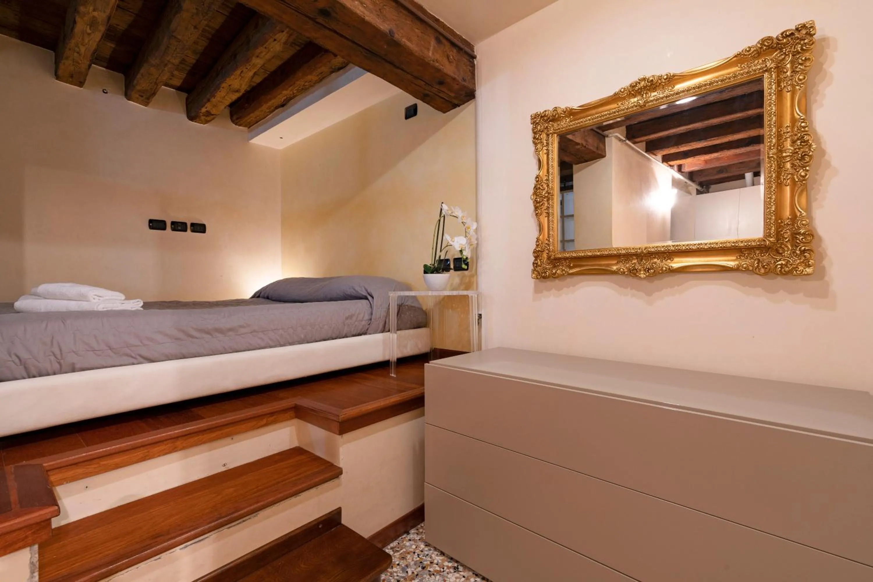 Bed in Doge Morosini Palace by Wonderful Italy