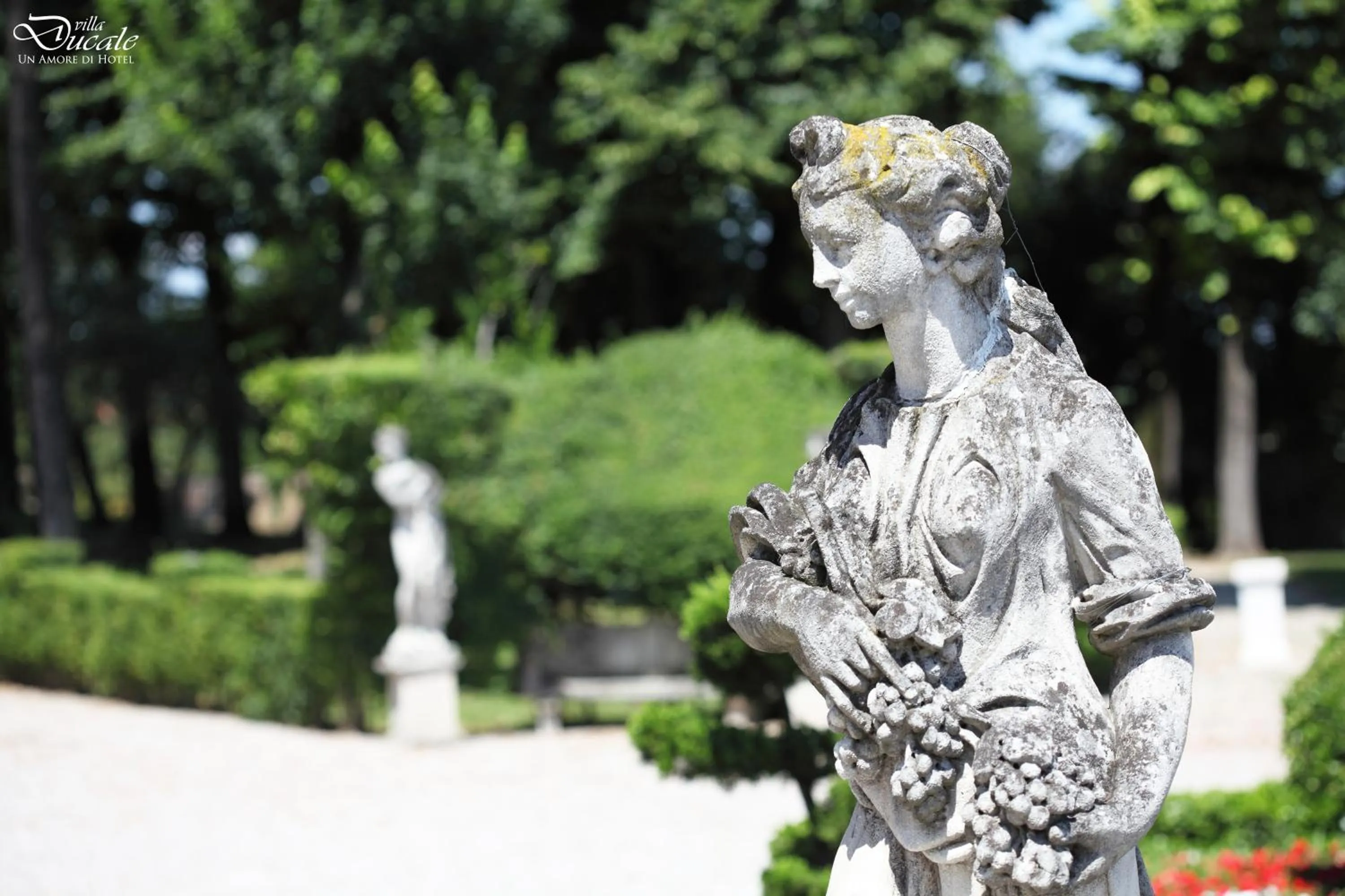 Decorative detail in Villa Ducale Hotel & Ristorante