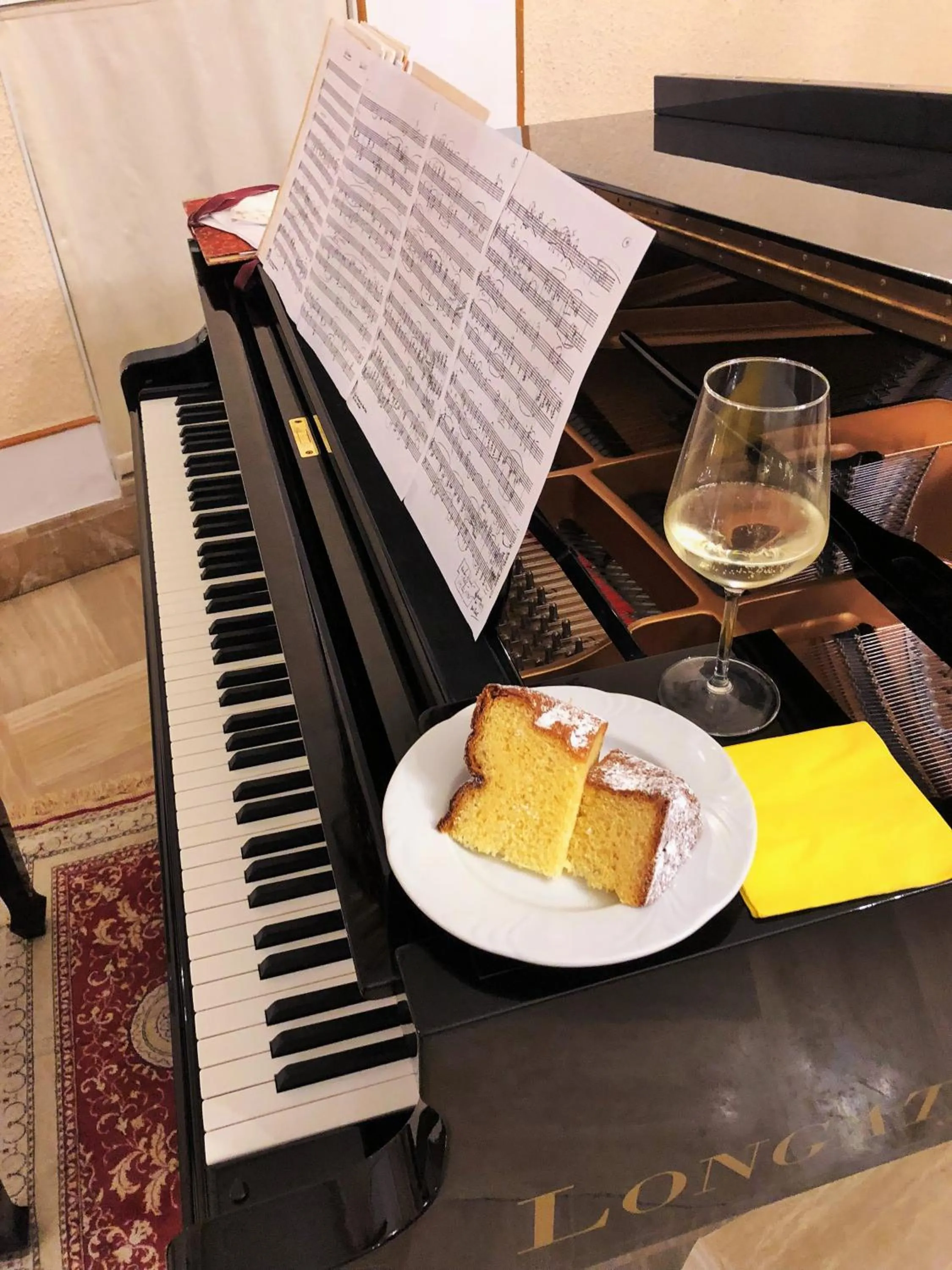 Food and drinks in Villa Ducale Hotel & Ristorante