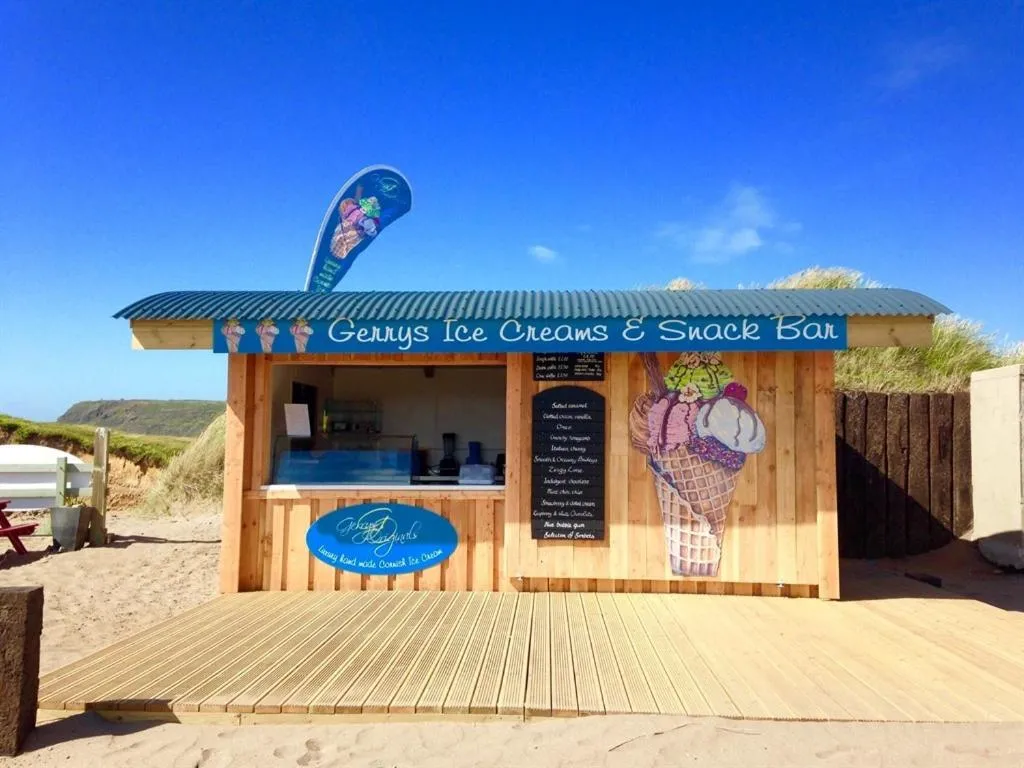 Beach in Beach House B&B