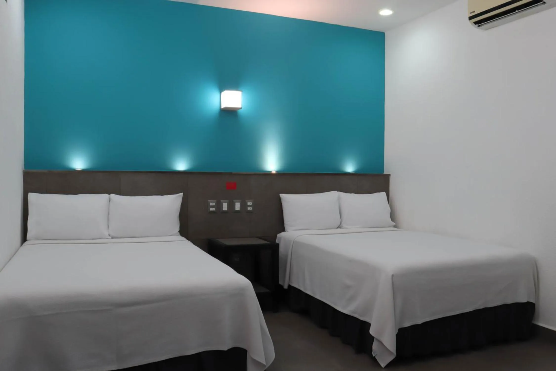 Bed in Hotel MX portal maya