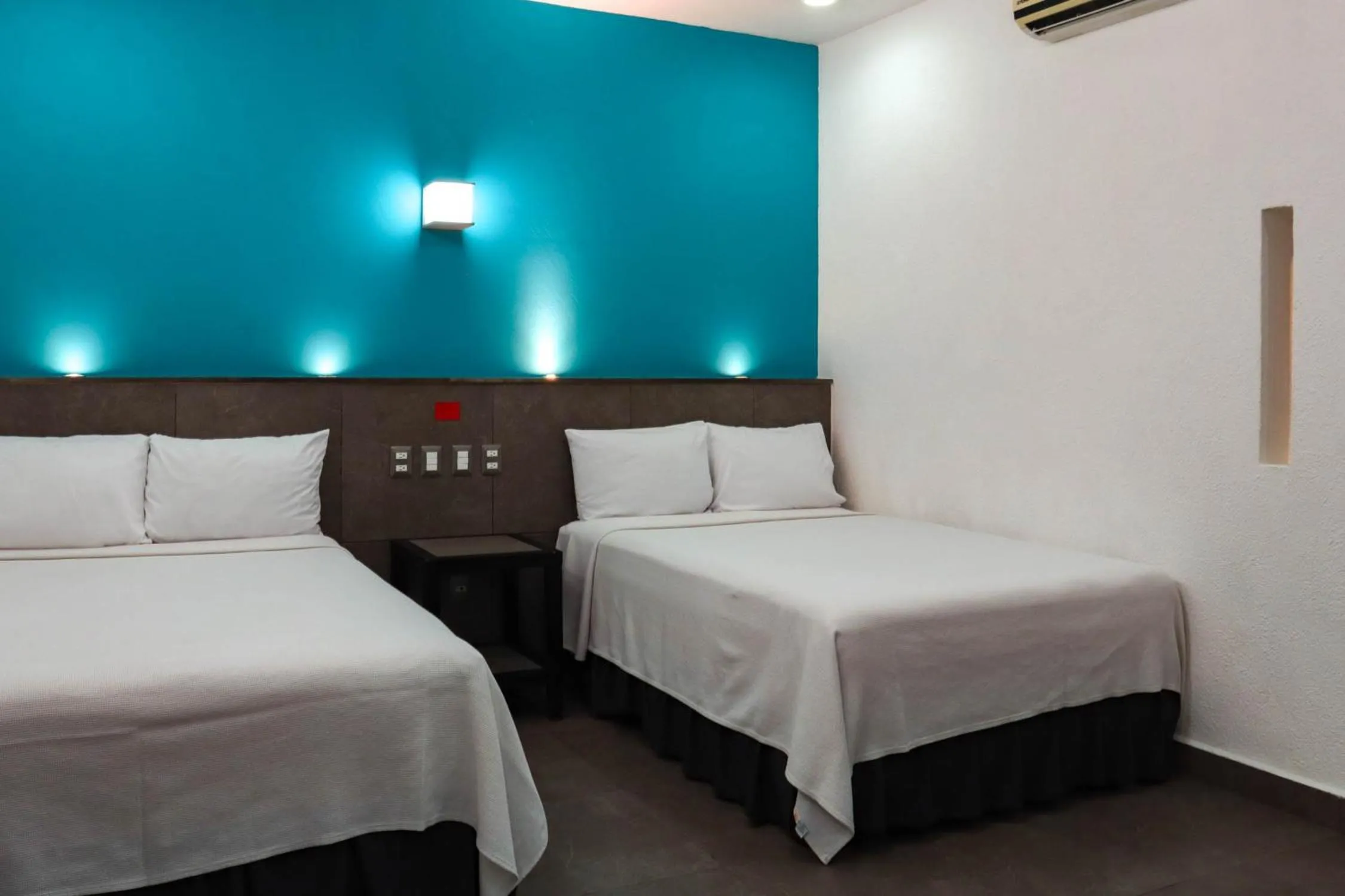 Bed in Hotel MX portal maya