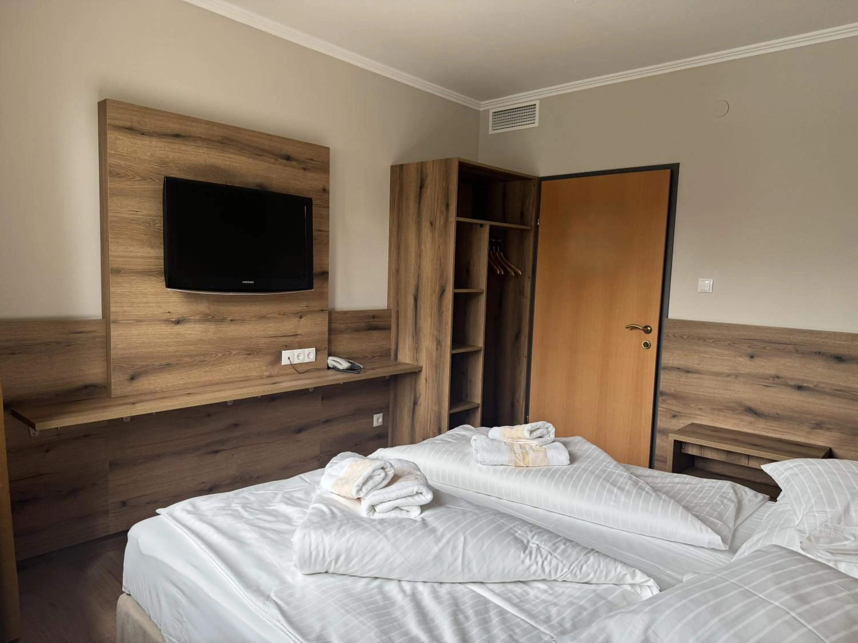 Bedroom, Bed in Der Marienhof Hotel Garni