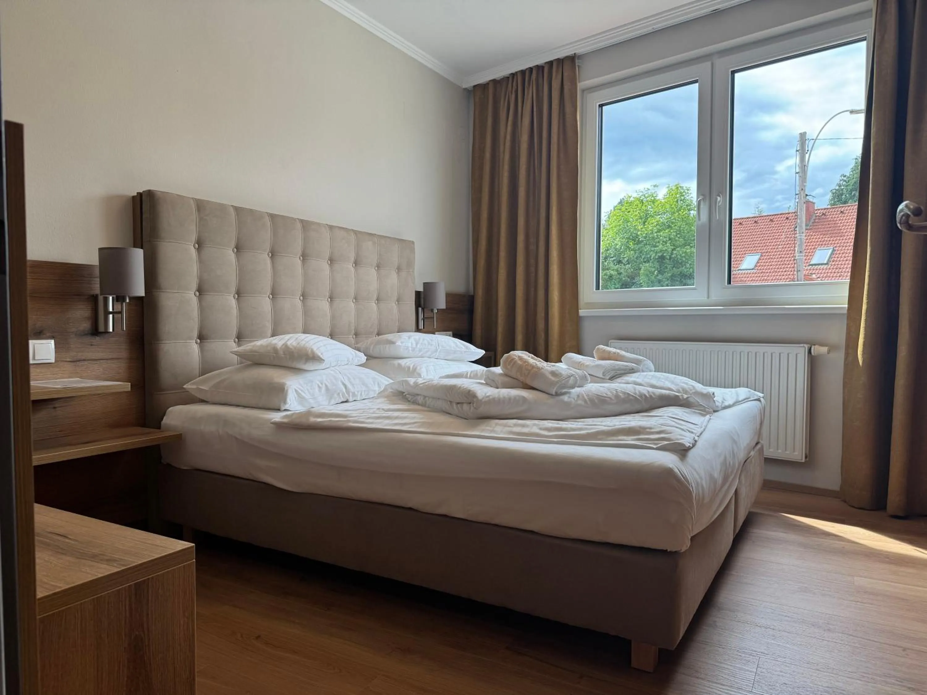 Bedroom, Bed in Der Marienhof Hotel Garni