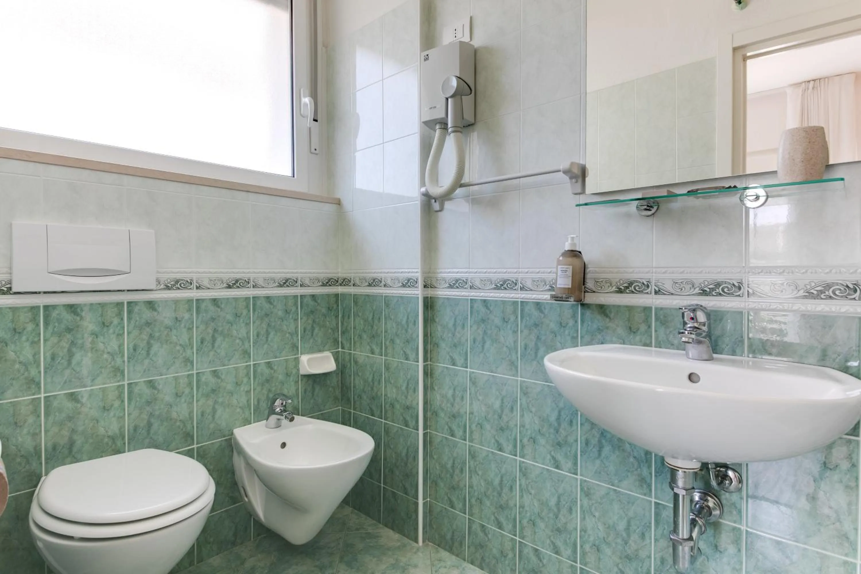 Shower in MARITTIMO Milano Marittima