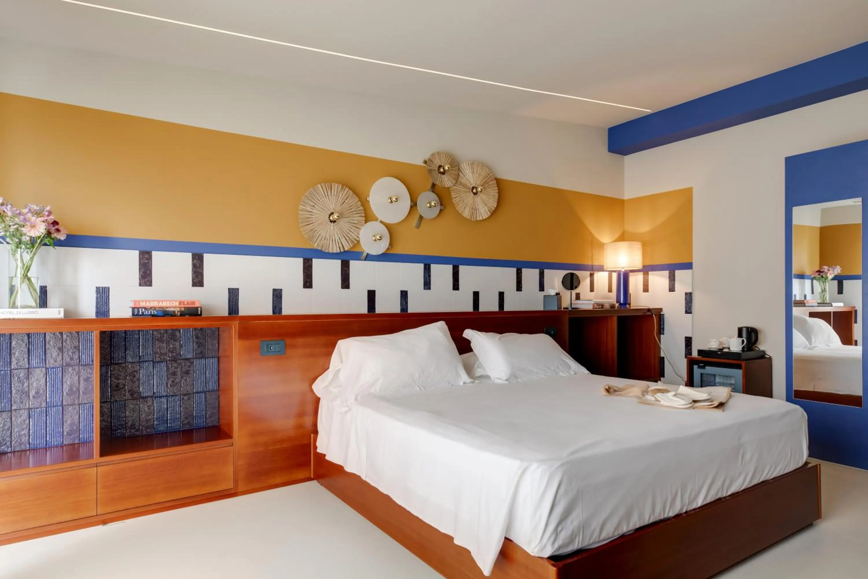 Photo of the whole room, Bed in MARITTIMO Milano Marittima