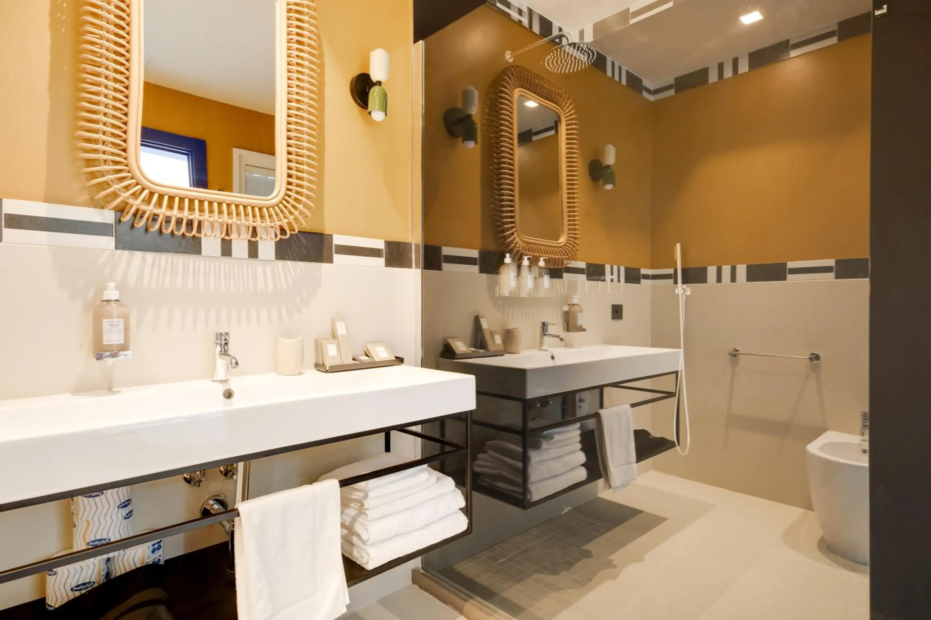 Shower in MARITTIMO Milano Marittima