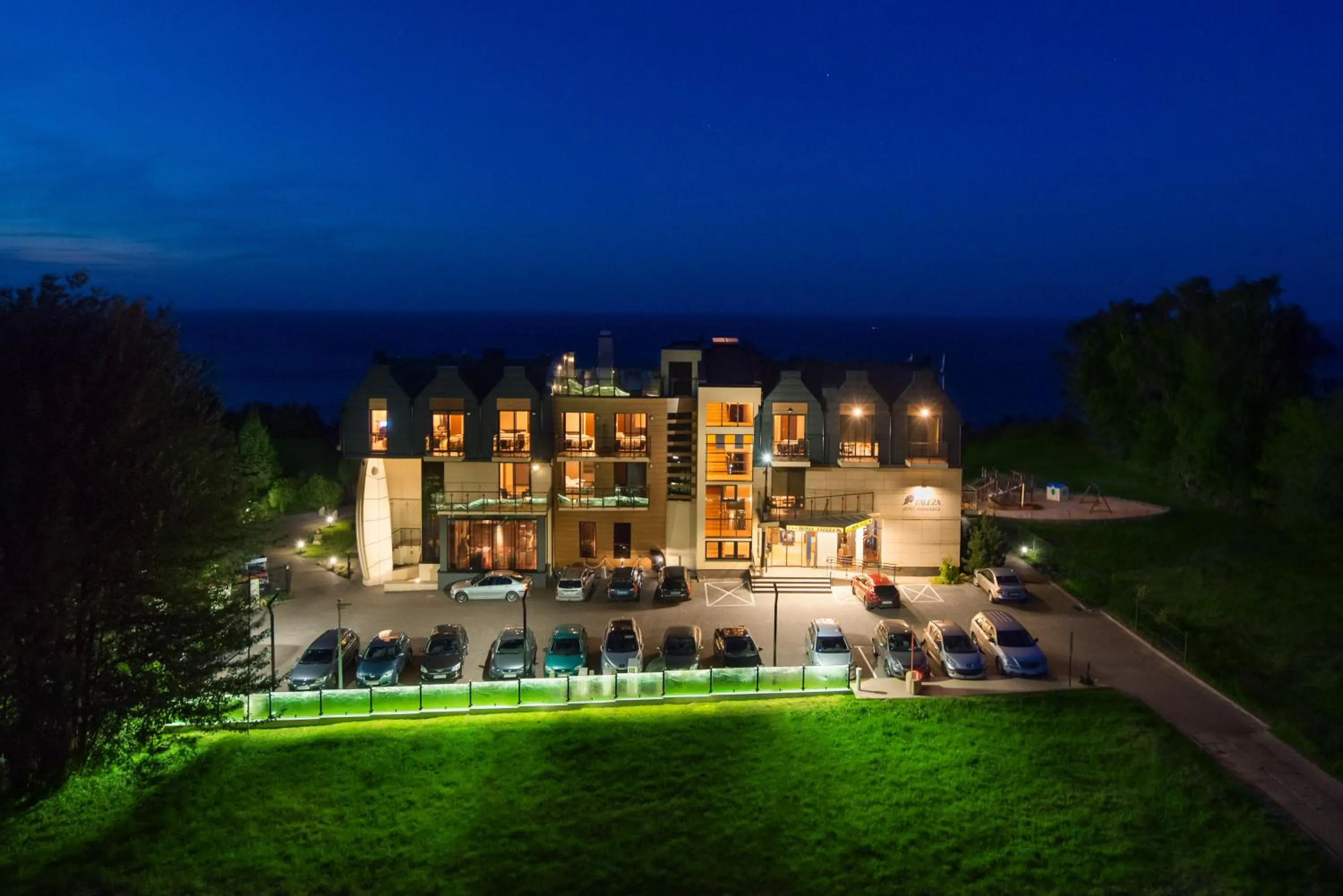 Property building in Hotel Restauracja Faleza