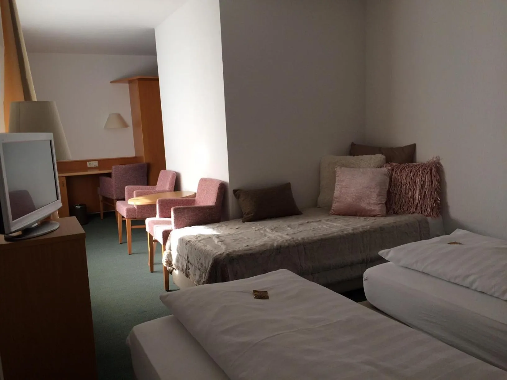 Photo of the whole room, Bed in Hotel Schober