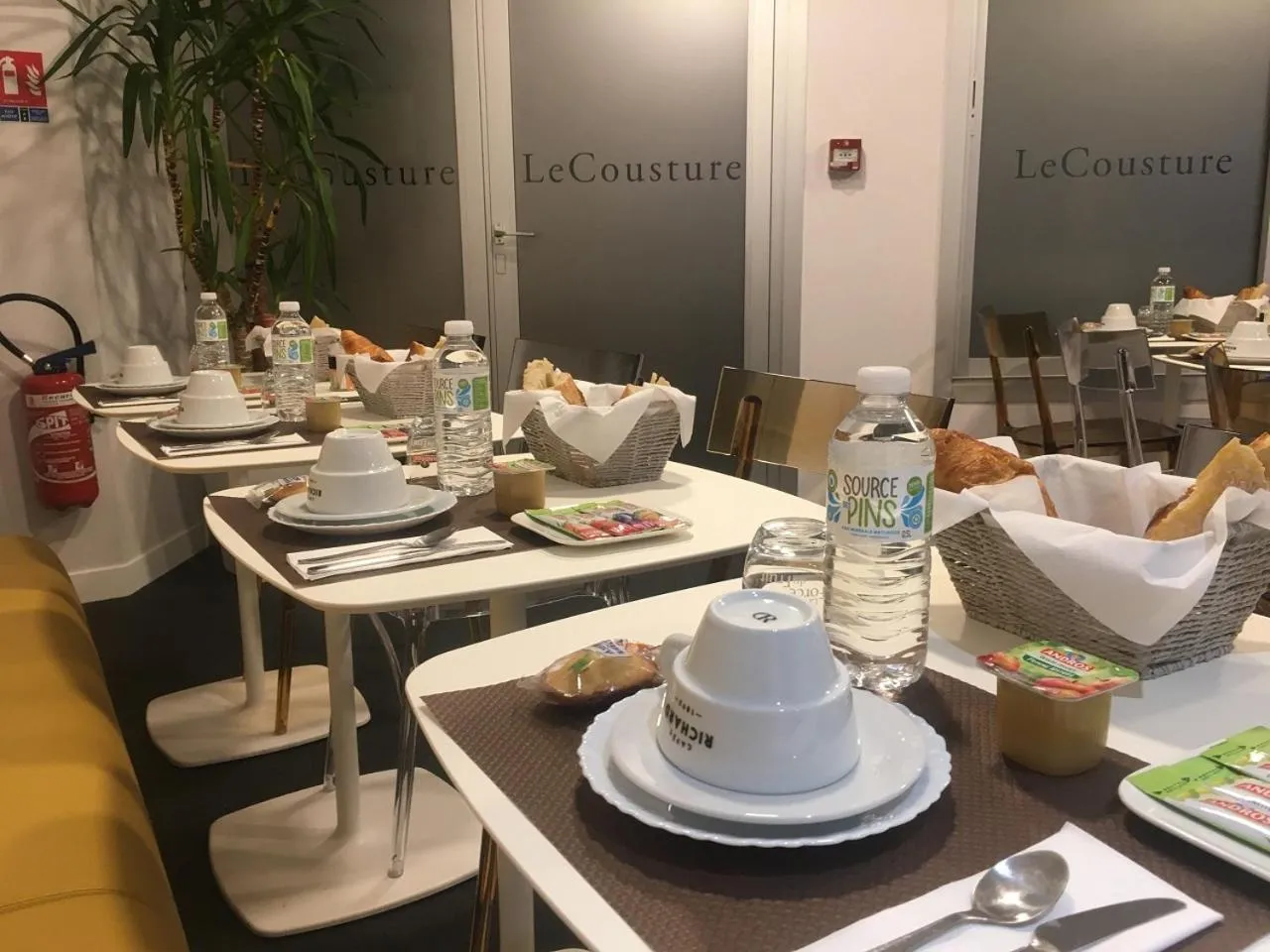 Continental breakfast in Hôtel Le Cousture