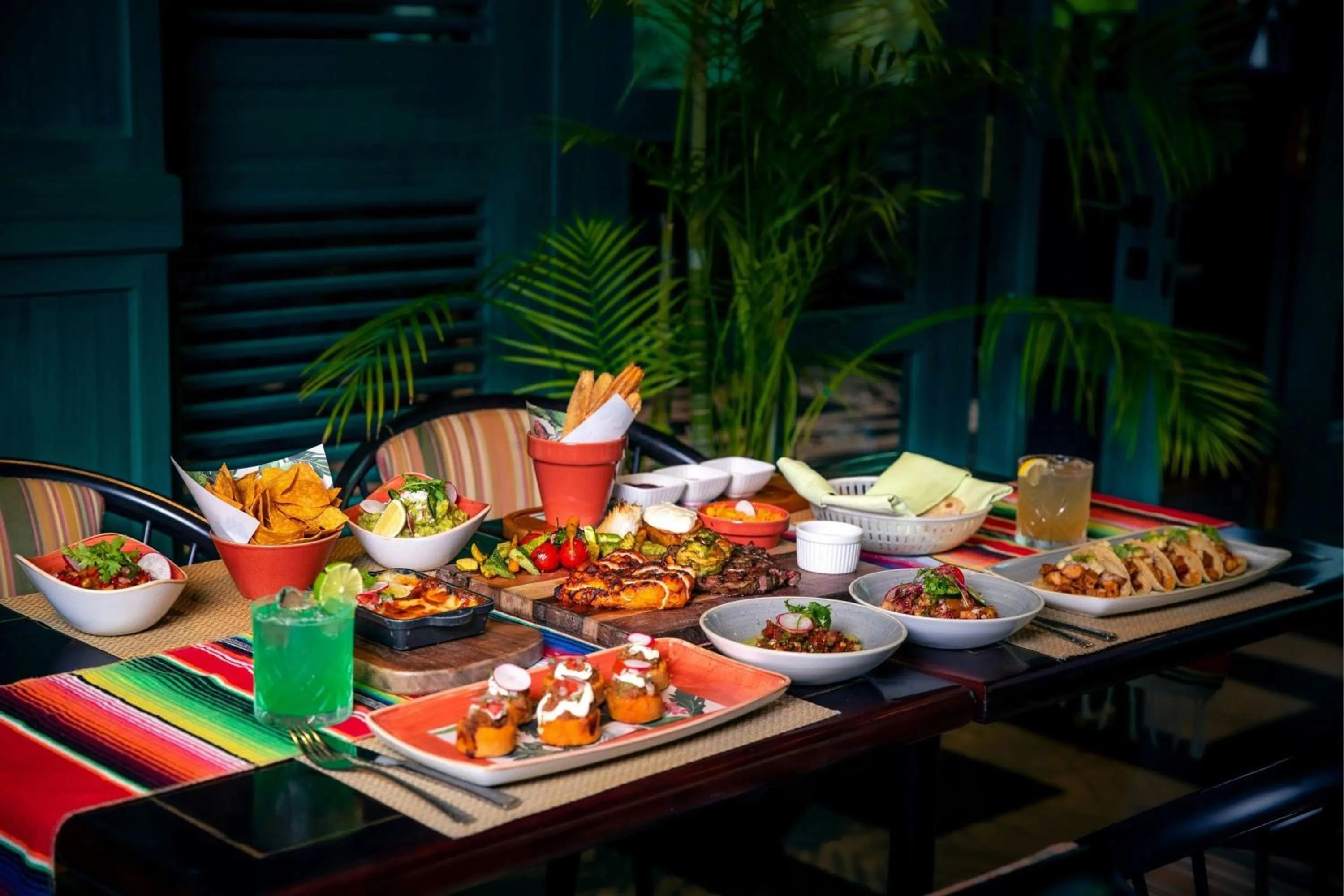 Restaurant/places to eat in The Ritz-Carlton, Bahrain