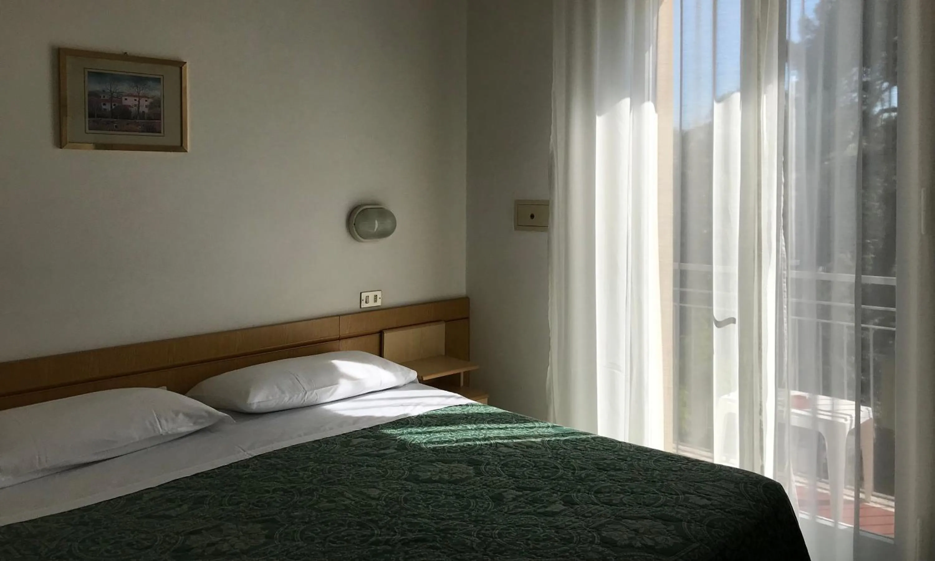 Bedroom, Bed in Hotel Garni Picnic