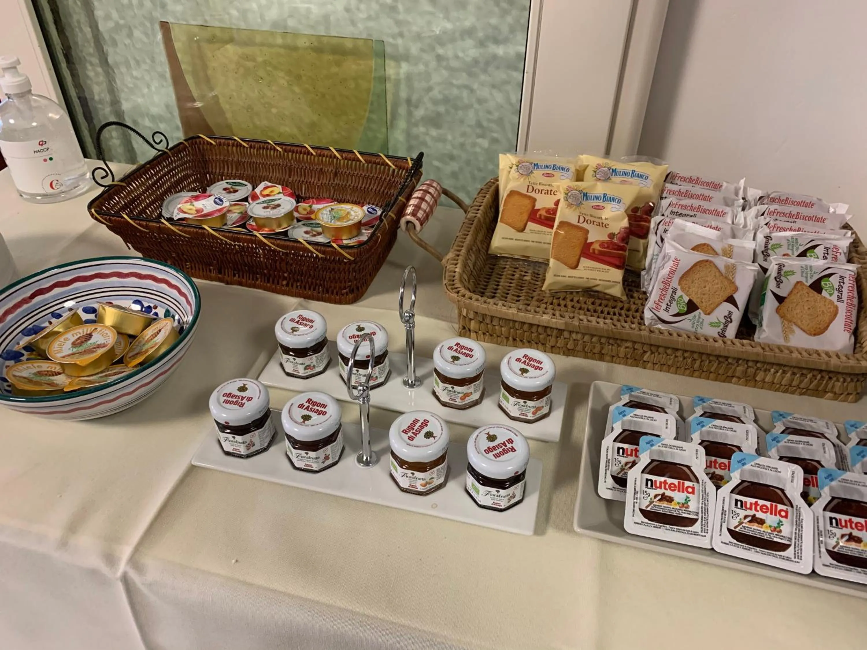 Breakfast in Hotel Garni Picnic