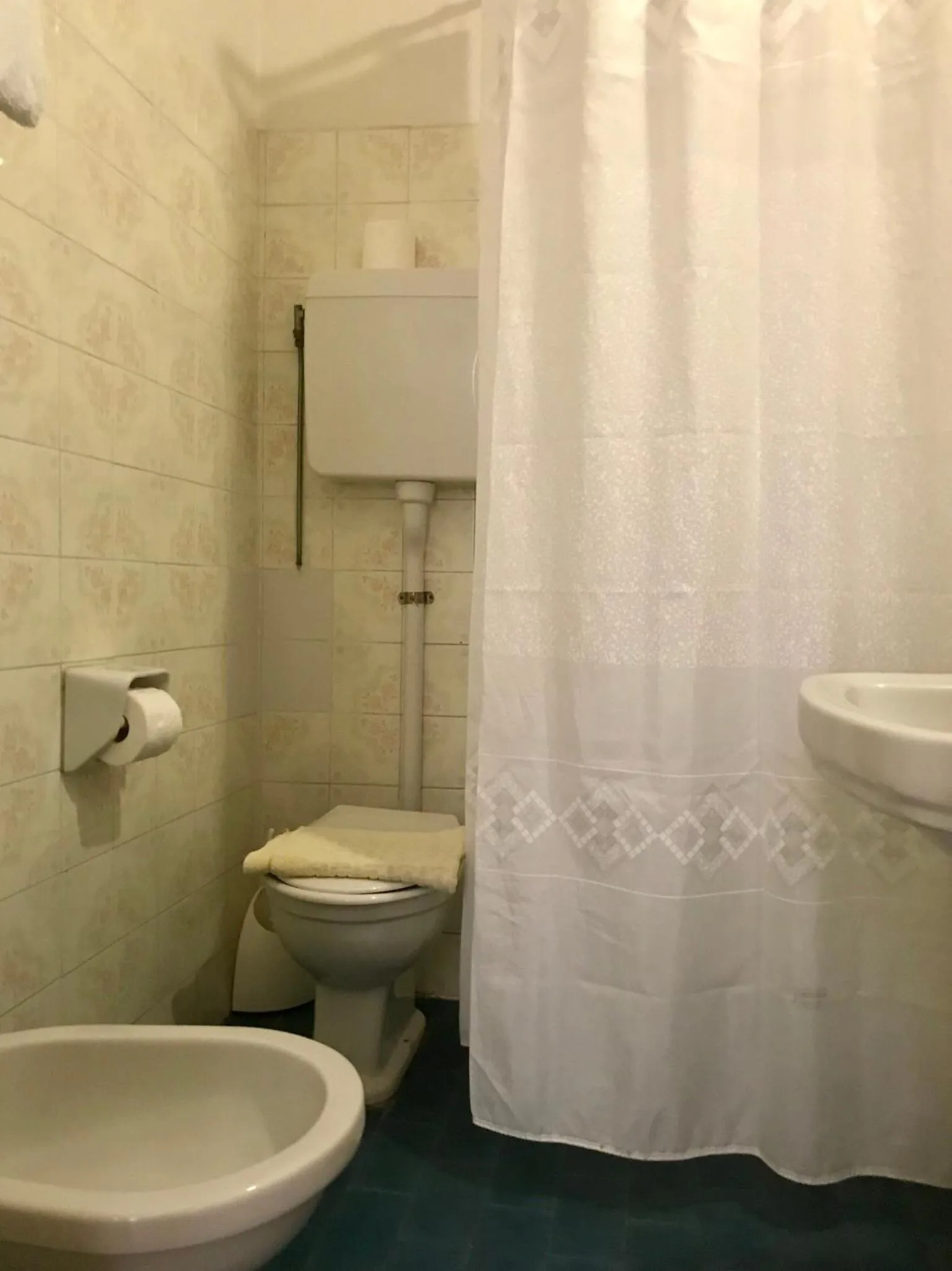 Bathroom in Hotel Garni Picnic