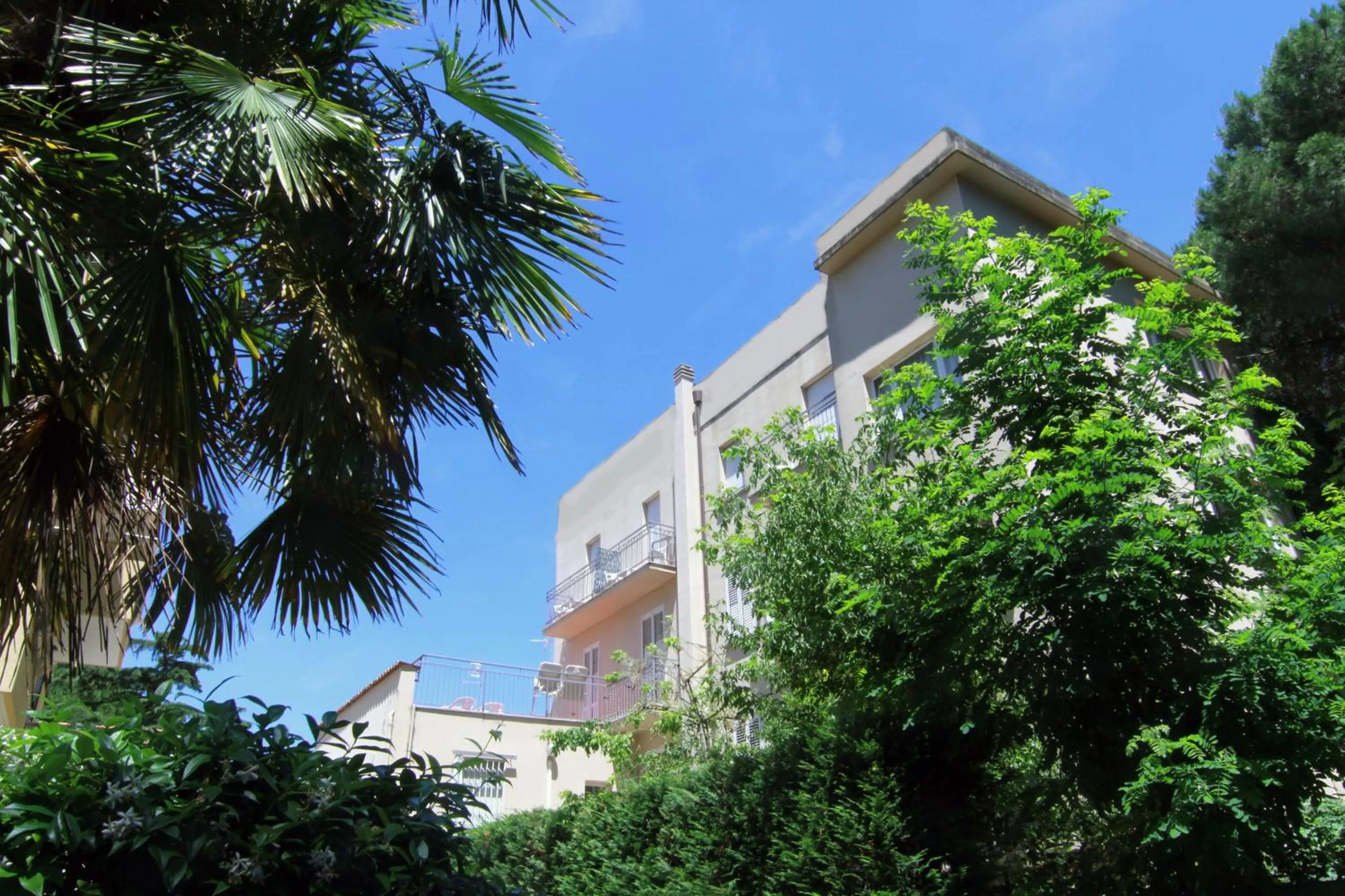 Property building in Hotel Garni Picnic
