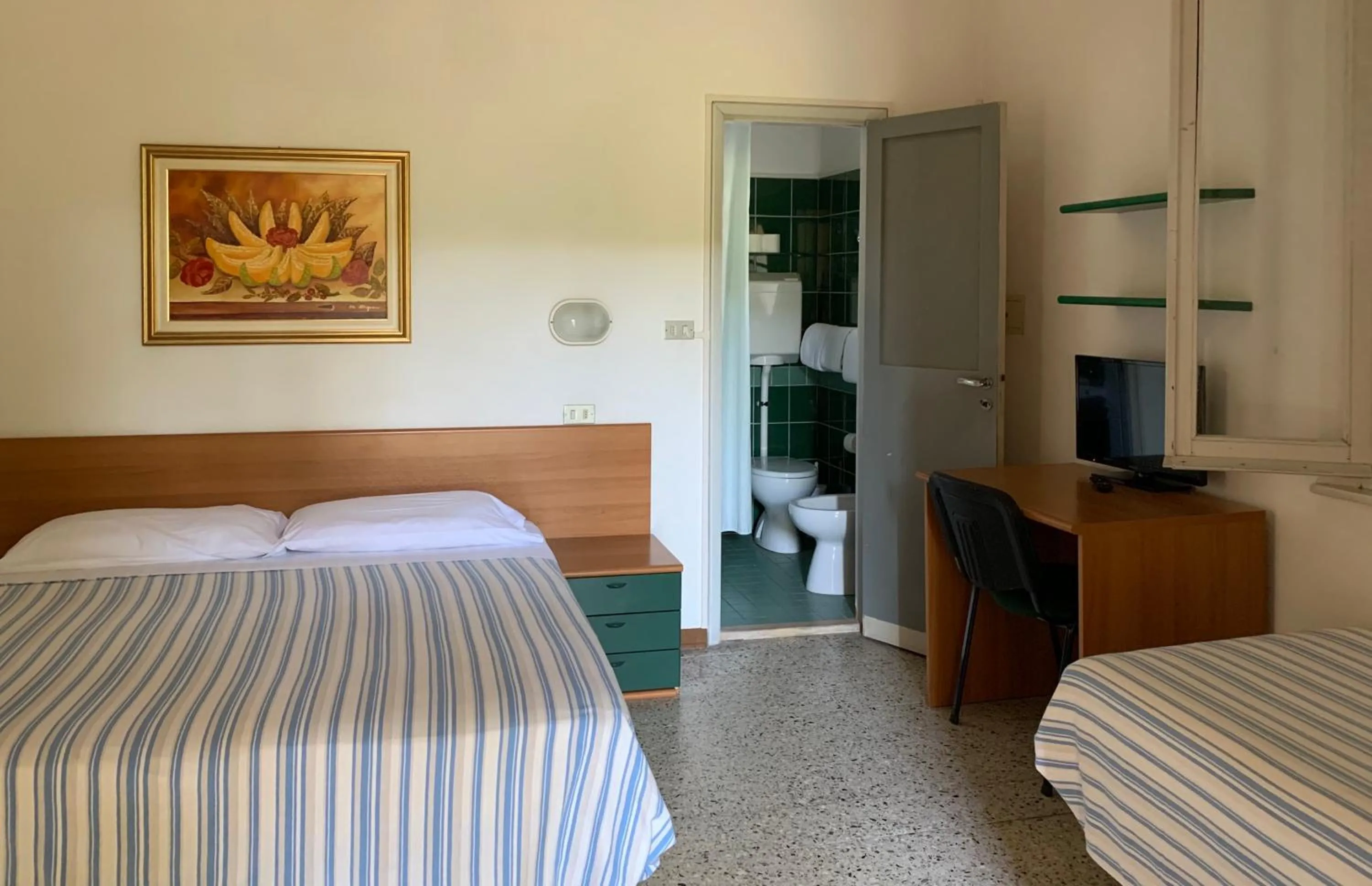 Photo of the whole room, Bed in Hotel Garni Picnic