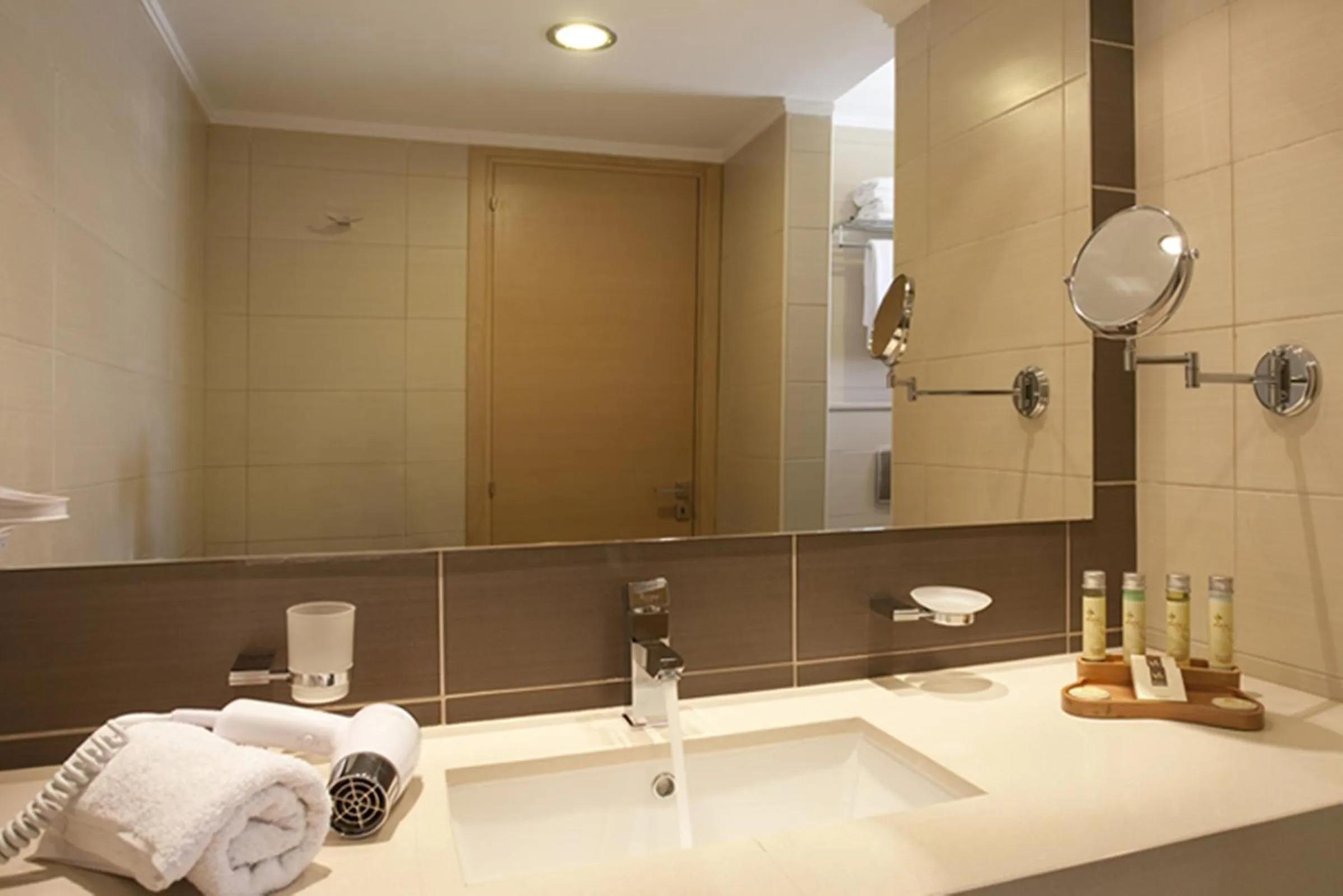 Bathroom in Island Blue Hotel