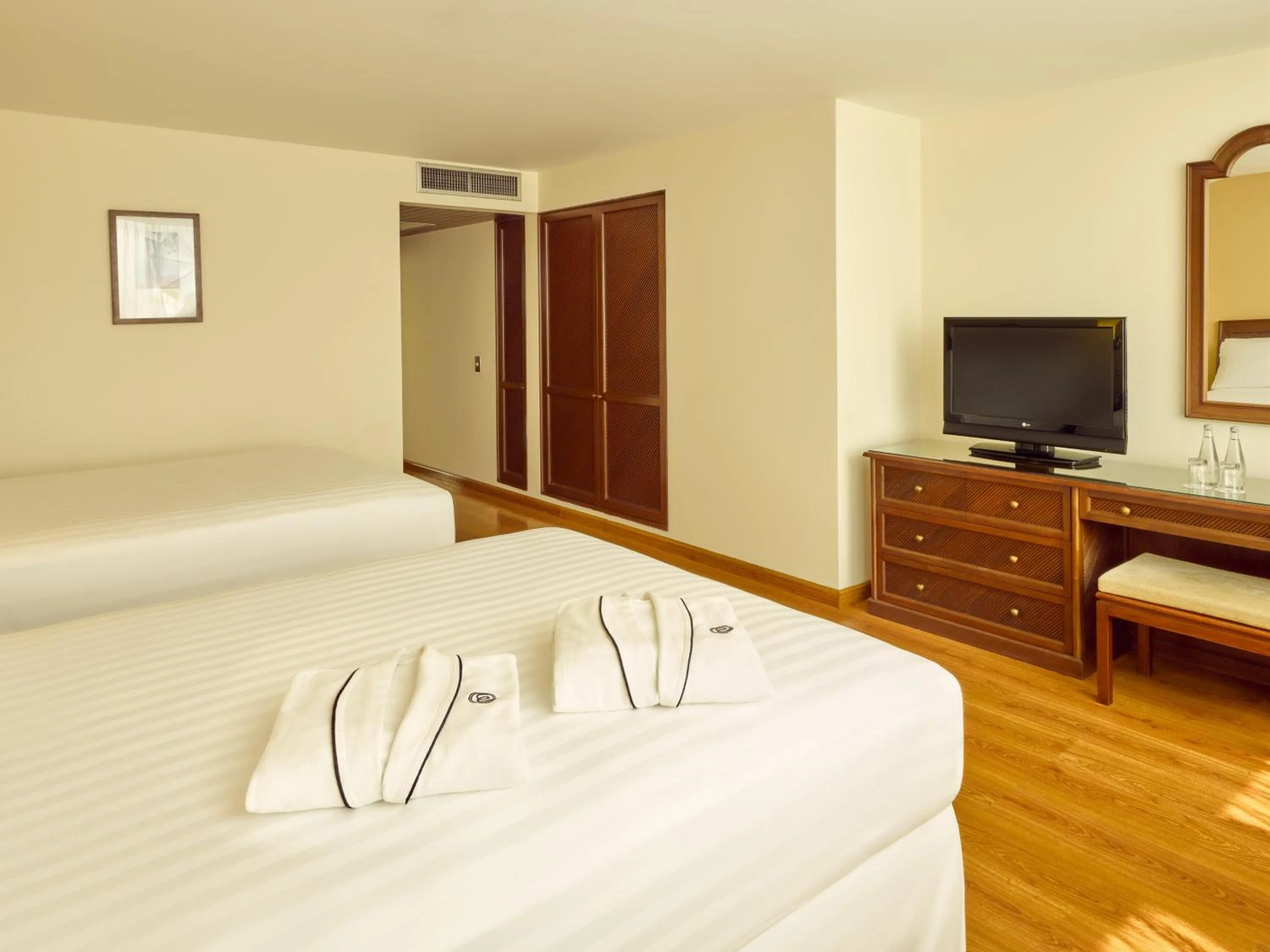 Bed in Hotel Estelar Miraflores