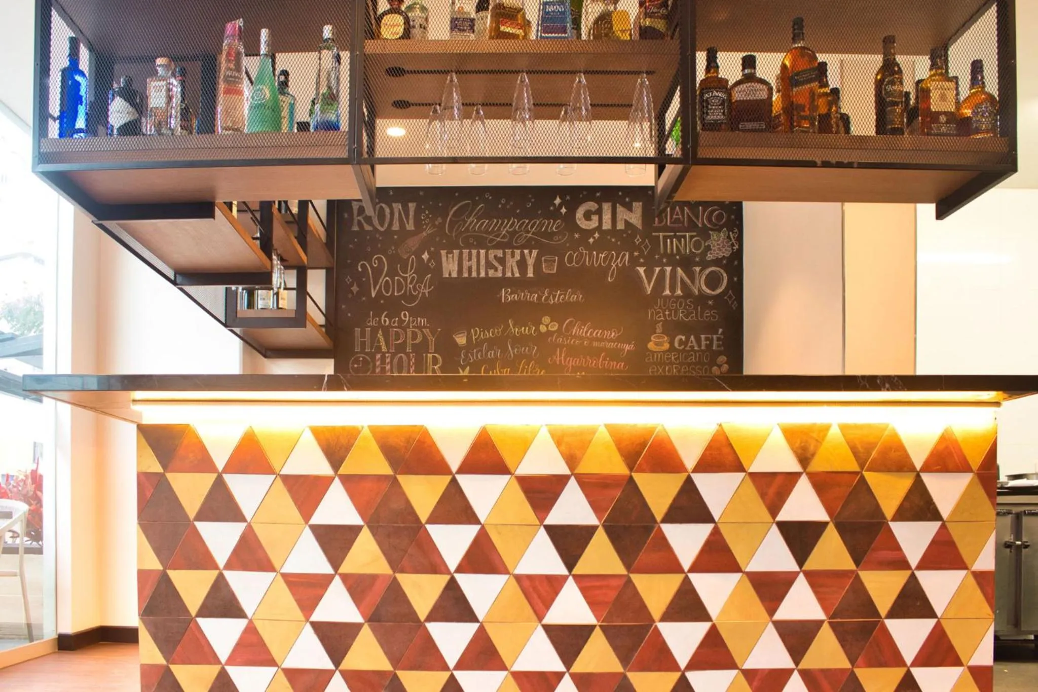 Lounge or bar in Estelar Apartamentos Bellavista