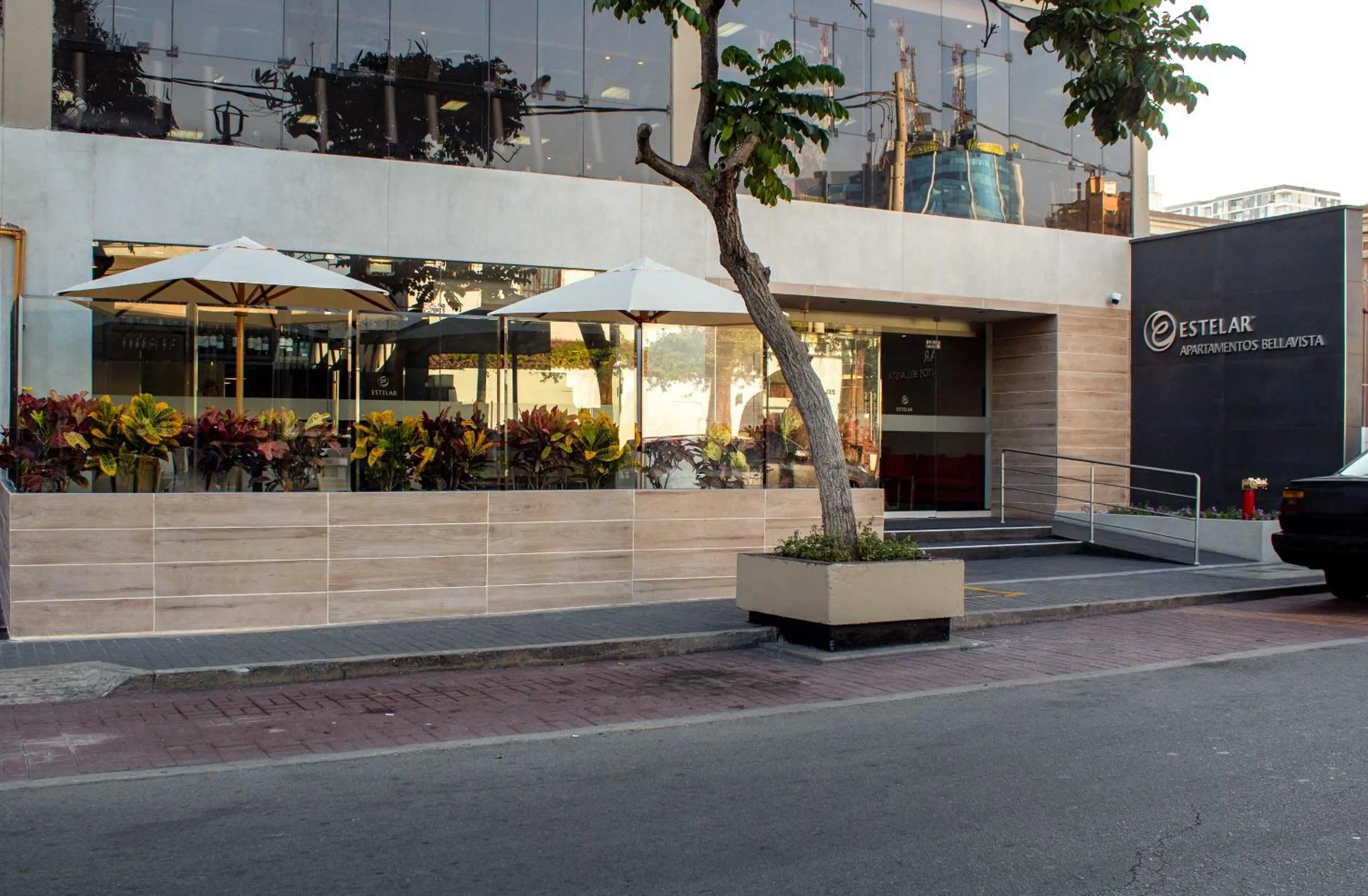 Facade/entrance in Estelar Apartamentos Bellavista