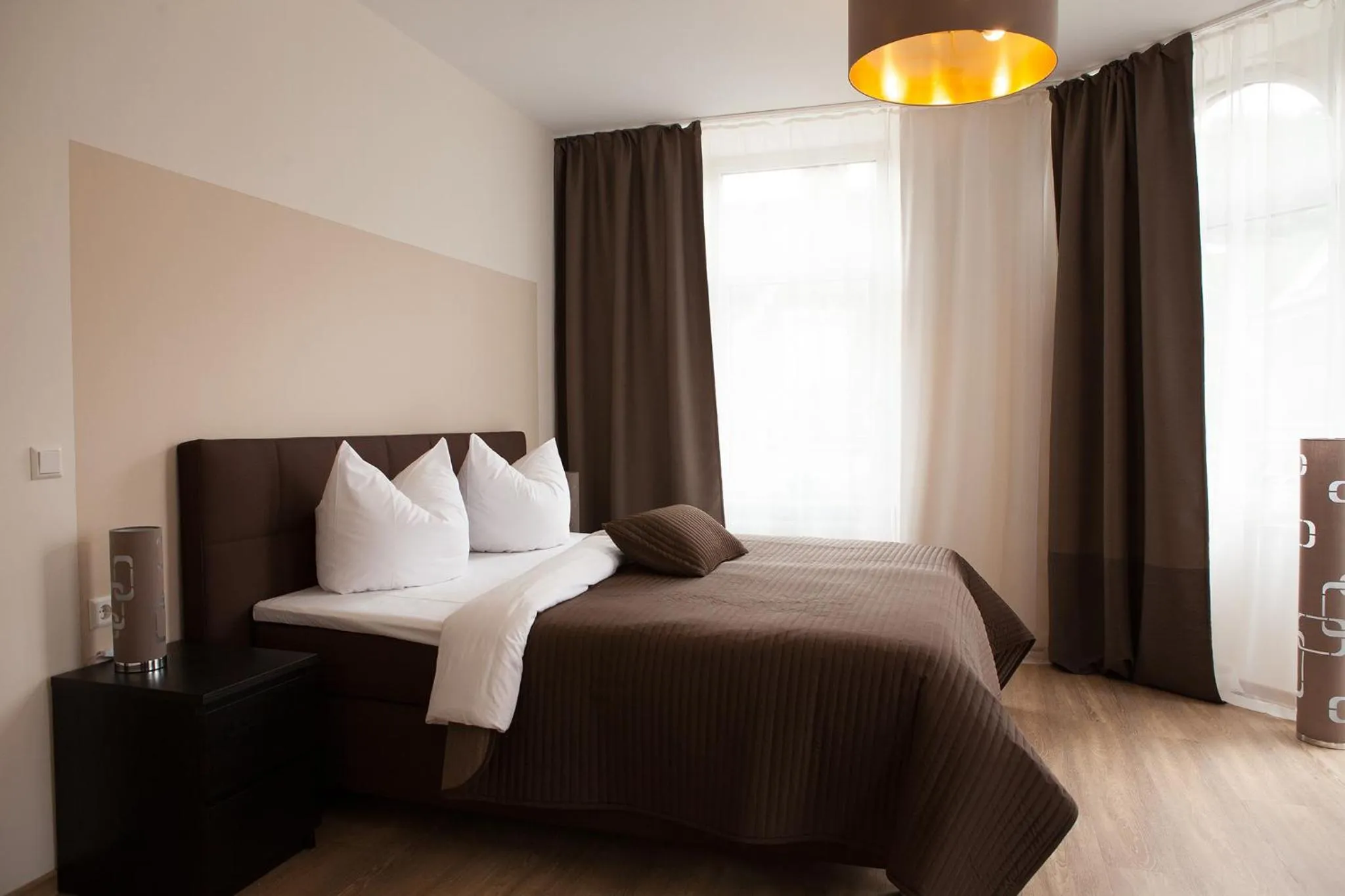 Day, Bed in Hotel Ravene