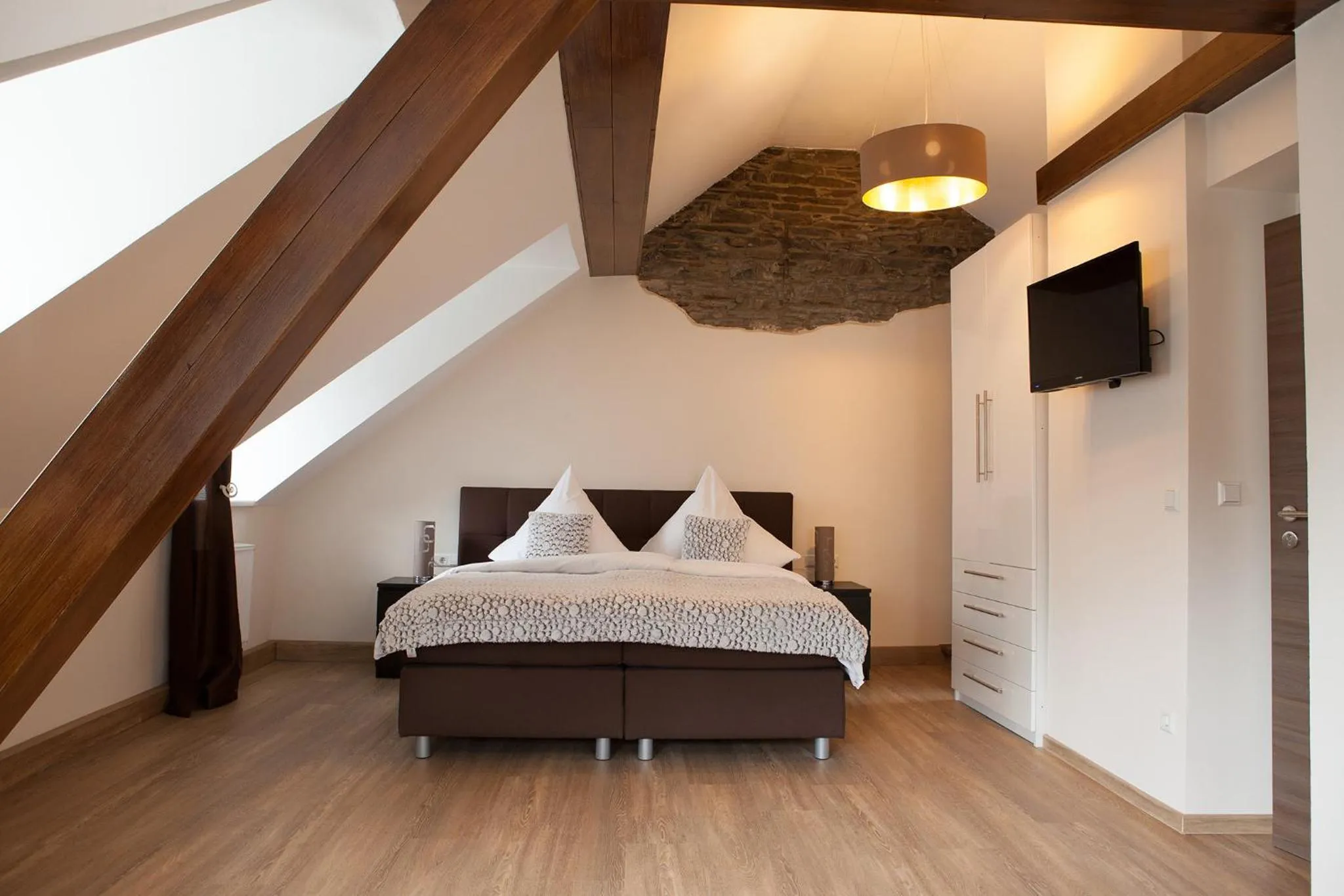 Photo of the whole room, Bed in Hotel Ravene