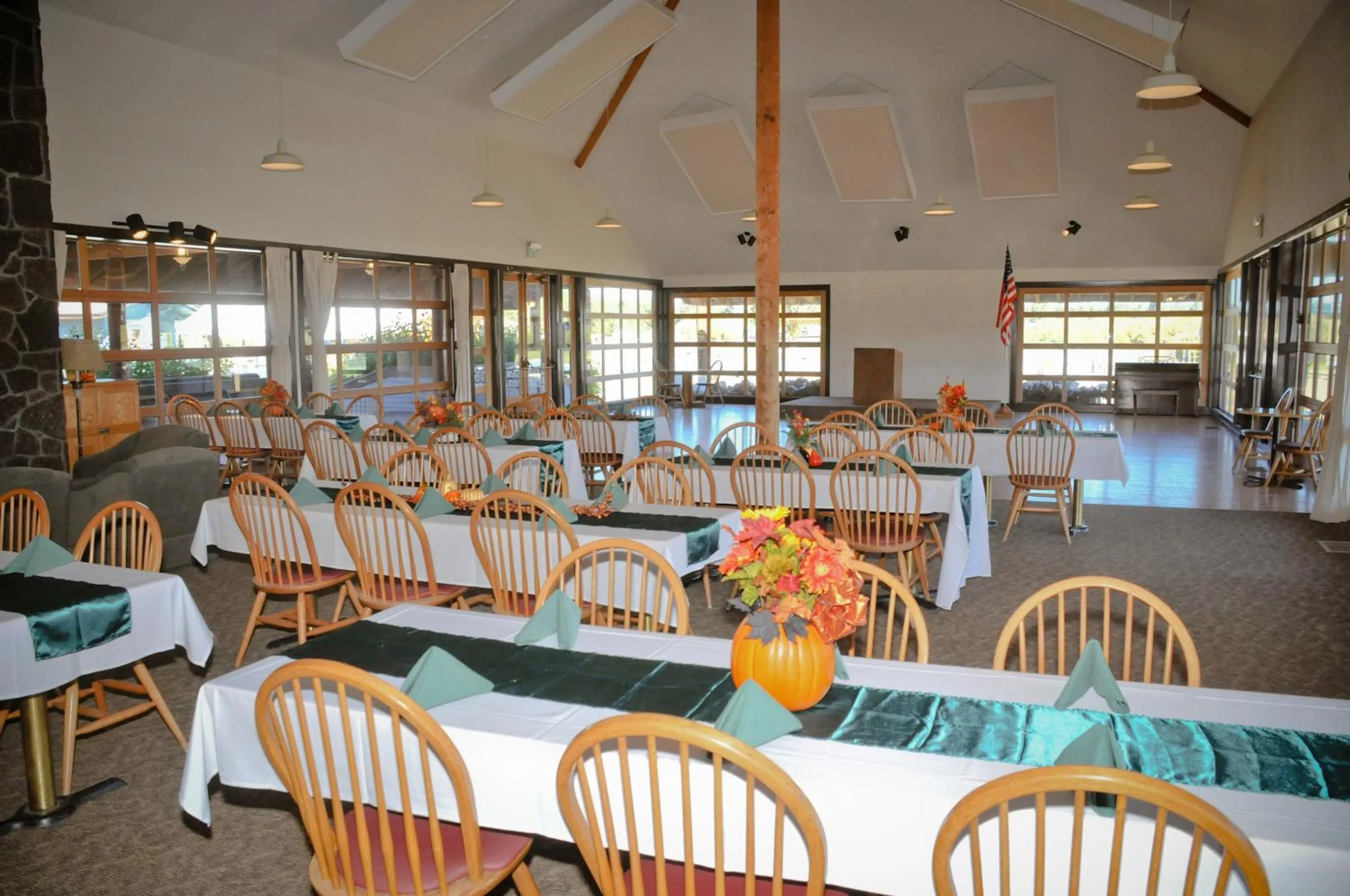 Banquet/Function facilities in Bend-Sunriver Camping Resort Wheelchair Accessible Yurt 13