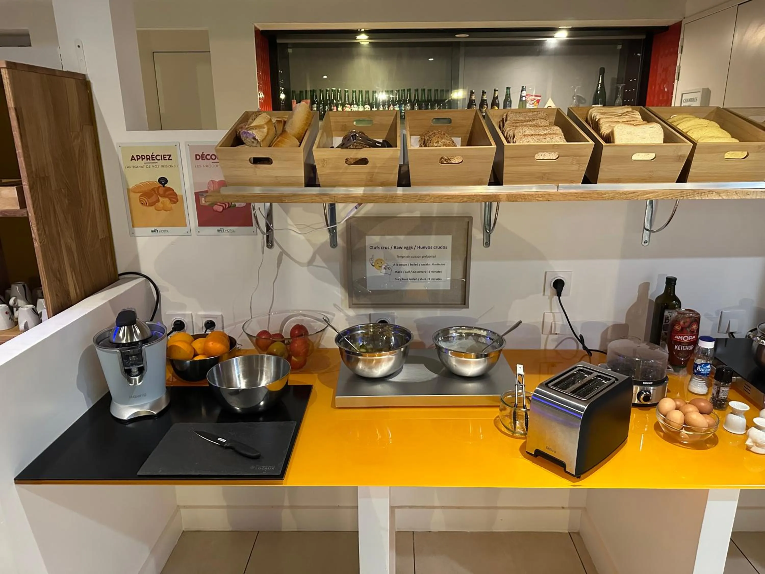 Breakfast in Brit Hotel Porte d'Espagne