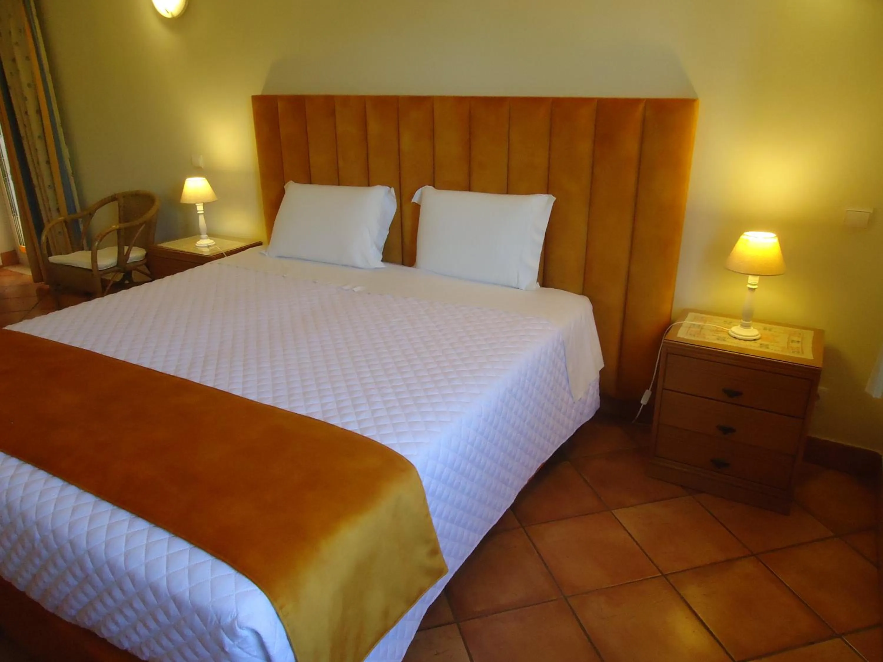 Bed in Canavial I & II Apartamentos