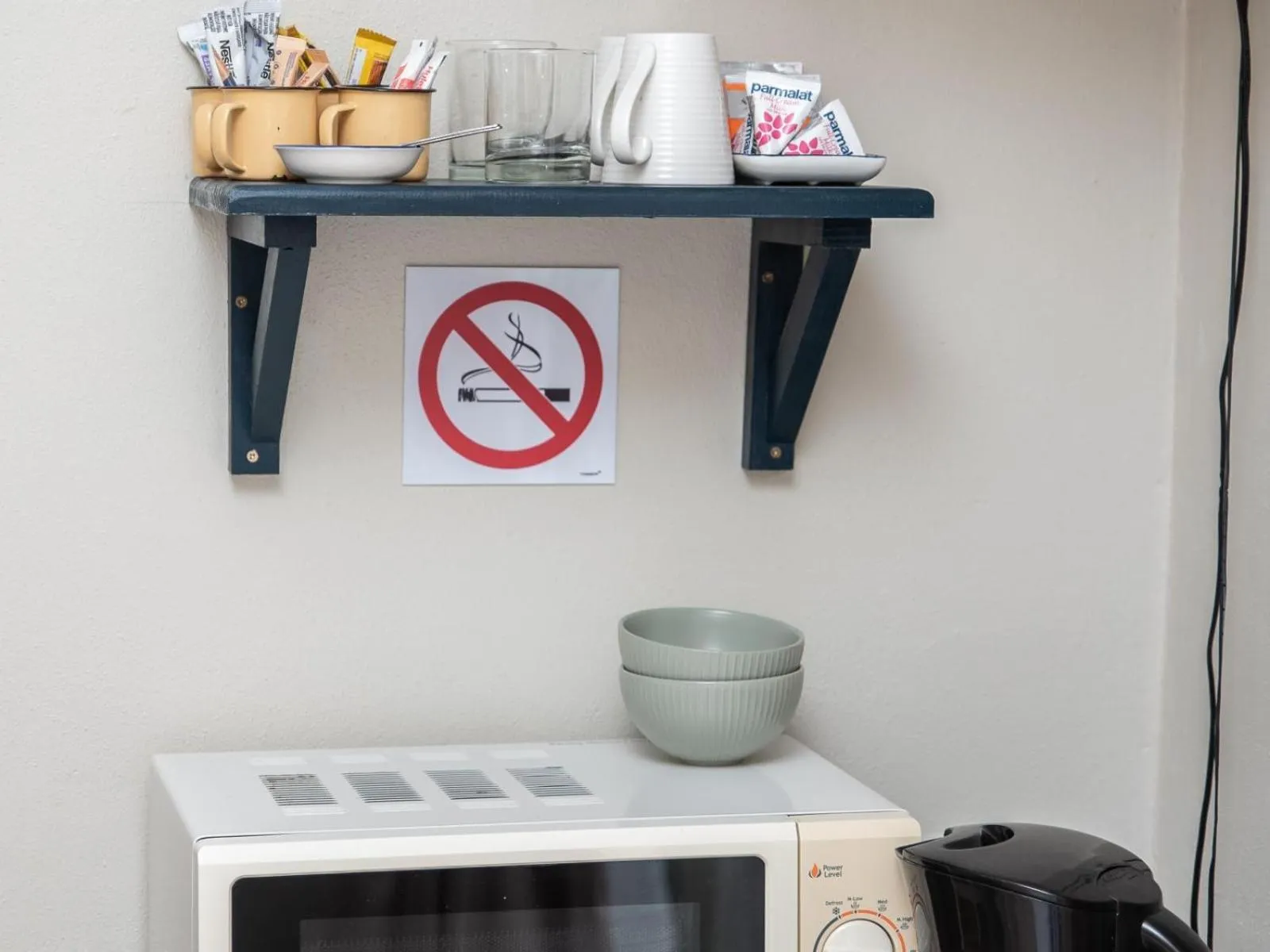 Dining area in Bluewater Guesthouse