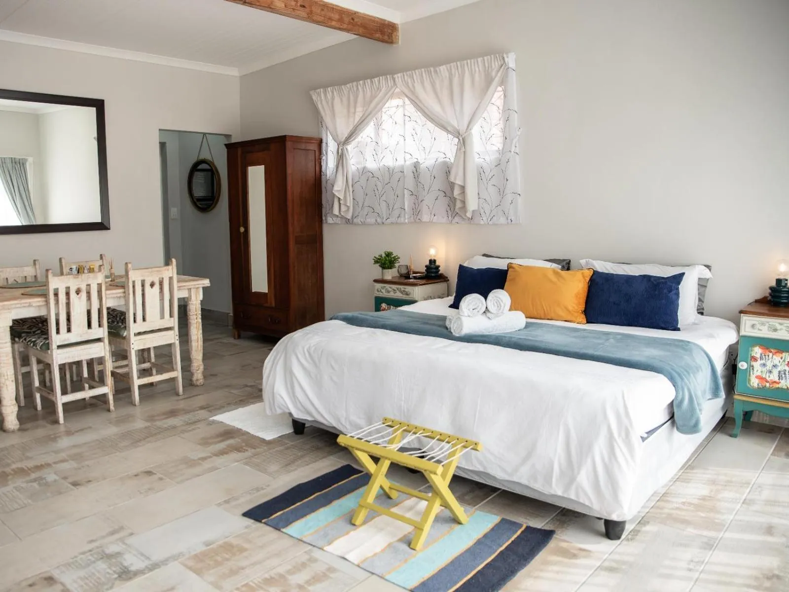 Photo of the whole room, Bed in Bluewater Guesthouse